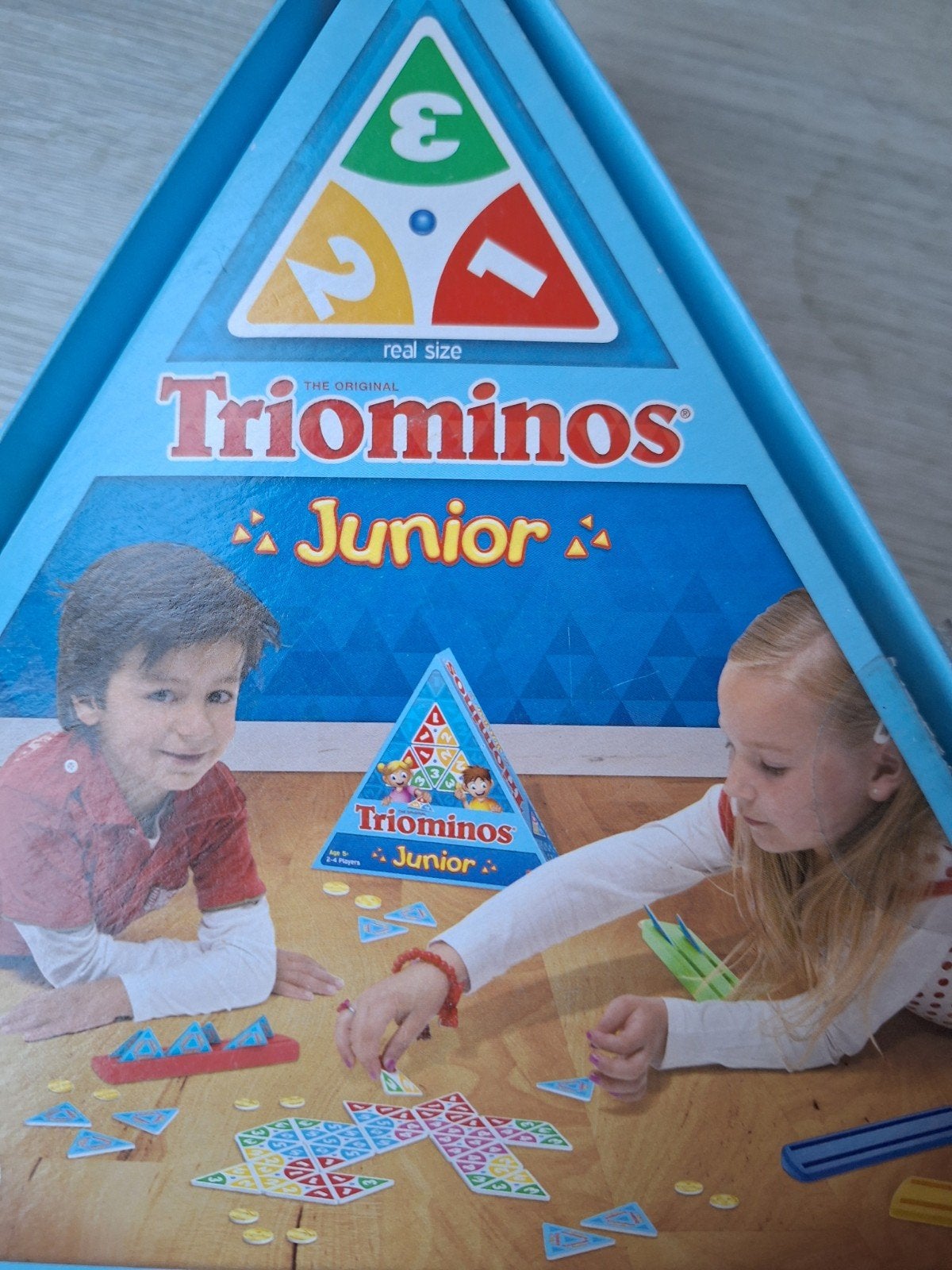 Triominos Junior - Het originele driehoekdominospel, Een of twee spelers, Ophalen of Verzenden, Gebruikt, Goliath