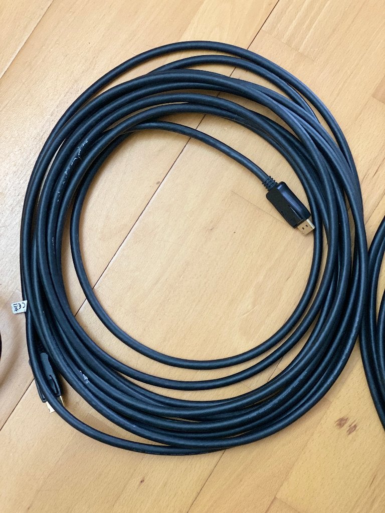 DisplayPort kabel 10 meter zwart, Computers en Software, Pc- en Netwerkkabels, Ophalen of Verzenden, Zo goed als nieuw