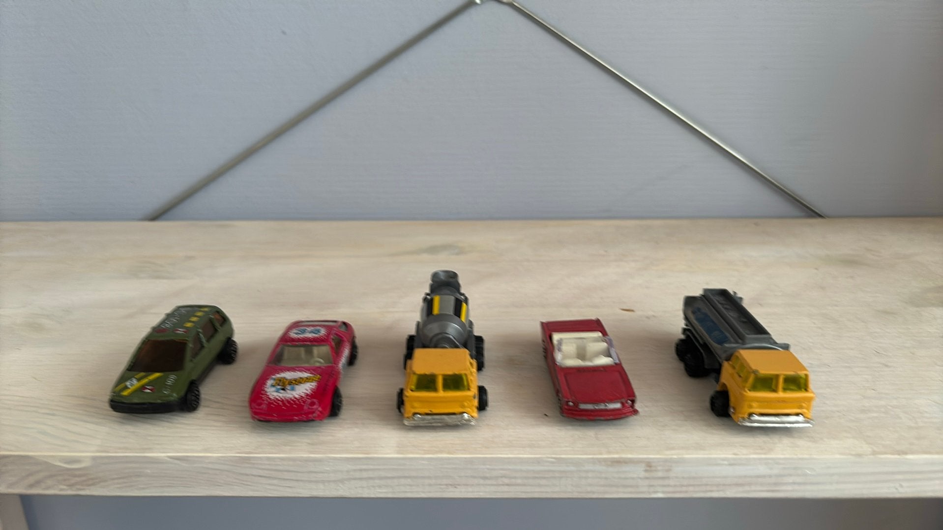 Diverse soorten autootjes €0,50 per stuk of €2 voor alles, Ophalen of Verzenden, Zo goed als nieuw, Auto, Overige merken