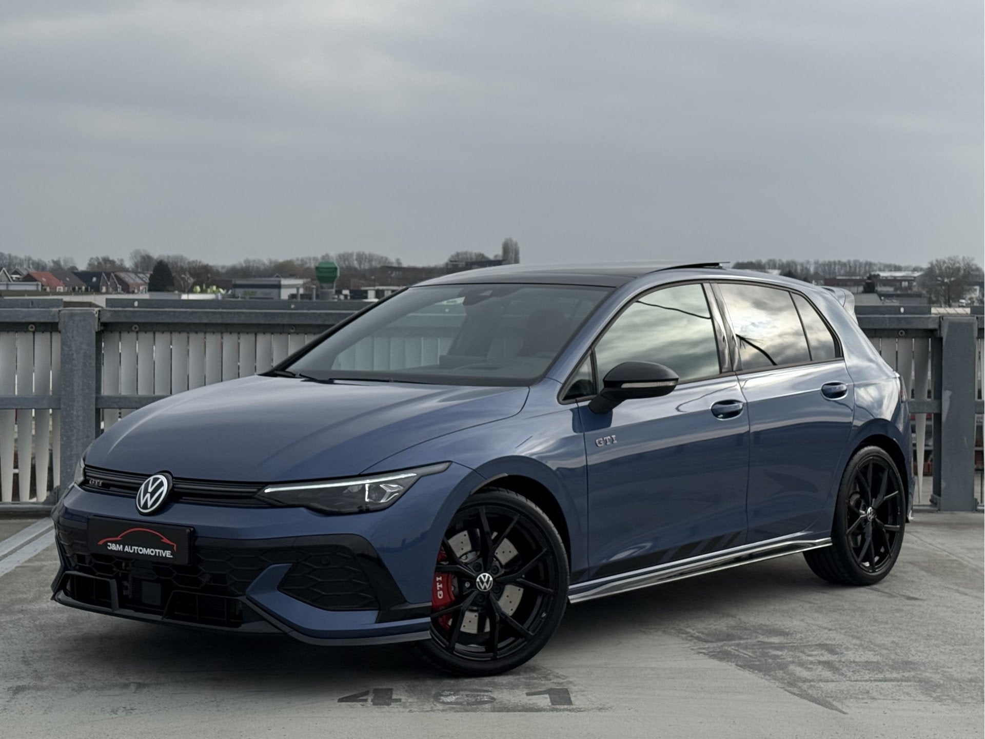 Volkswagen Golf 8.5 2.0 TSI GTI Clubsport | Pano | HUD | IQ, Dealer onderhouden, Gebruikt, Zwart, 4 cilinders