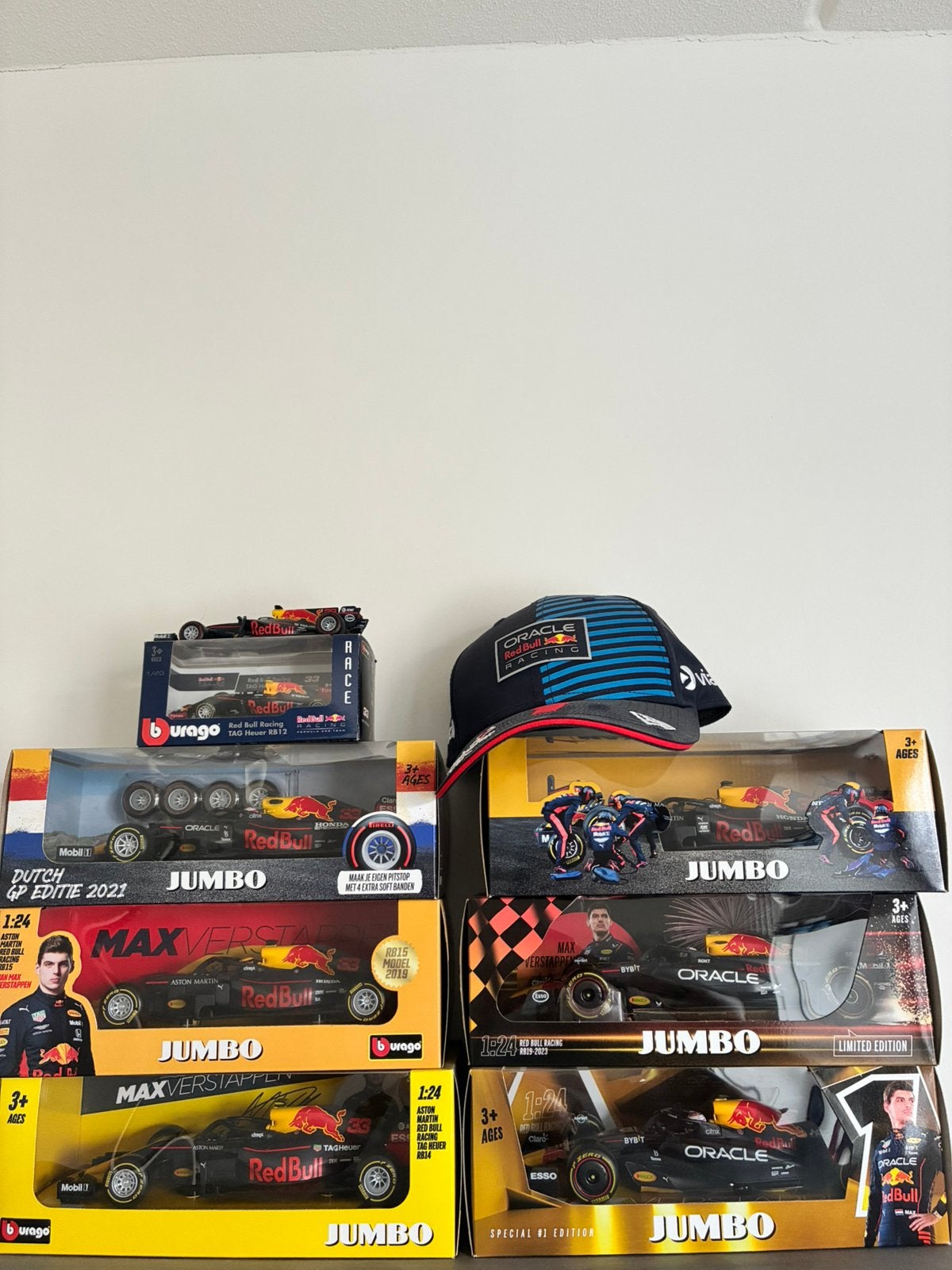 Modelauto’s + Pet Max Verstappen, Ophalen of Verzenden, Zo goed als nieuw, Bburago