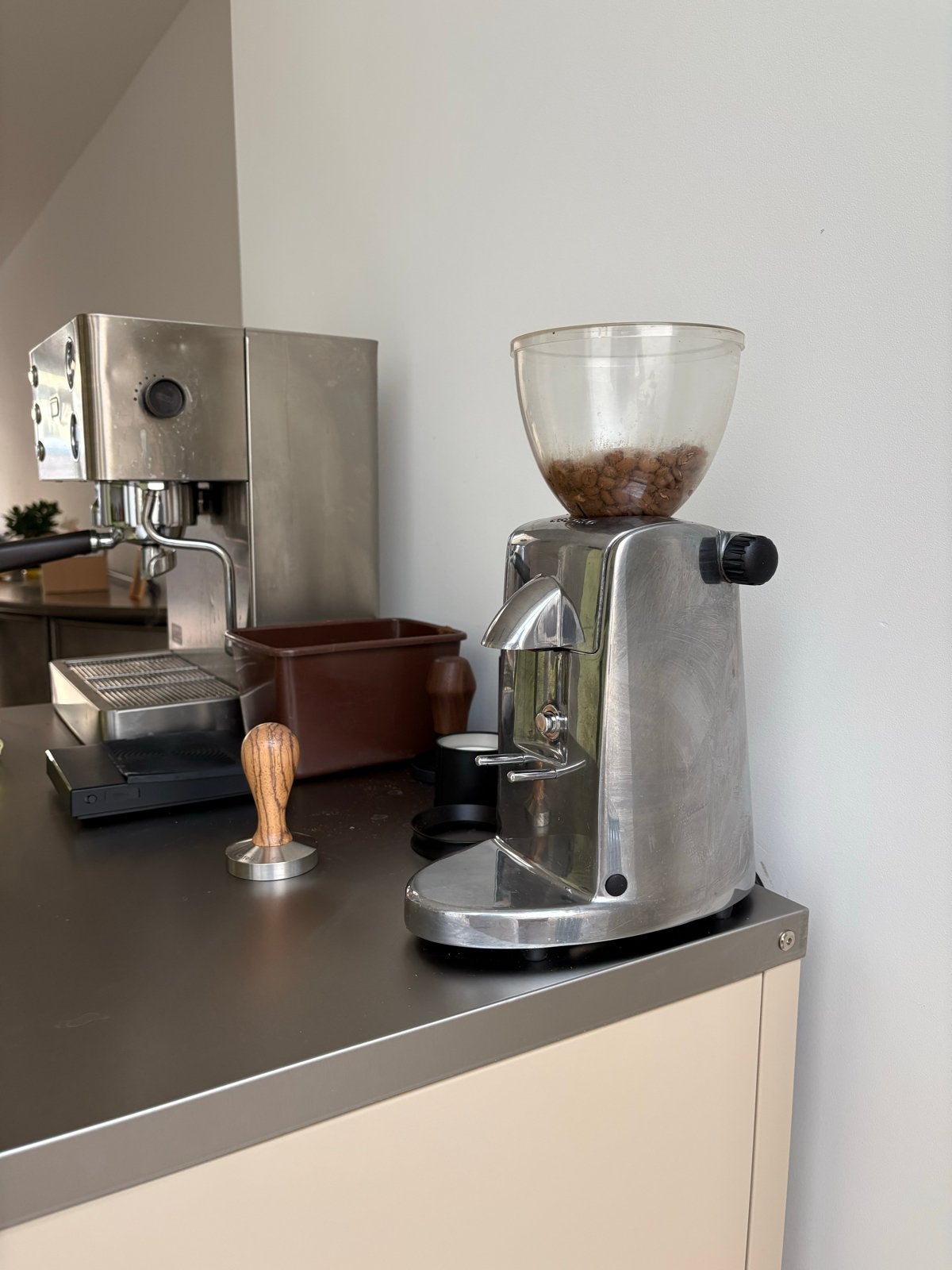 Ascaso I-Mini i-2 Koffiemolen - Aluminium (175W), Witgoed en Apparatuur, Koffiezetapparaten, Ophalen, Gebruikt, Overige modellen
