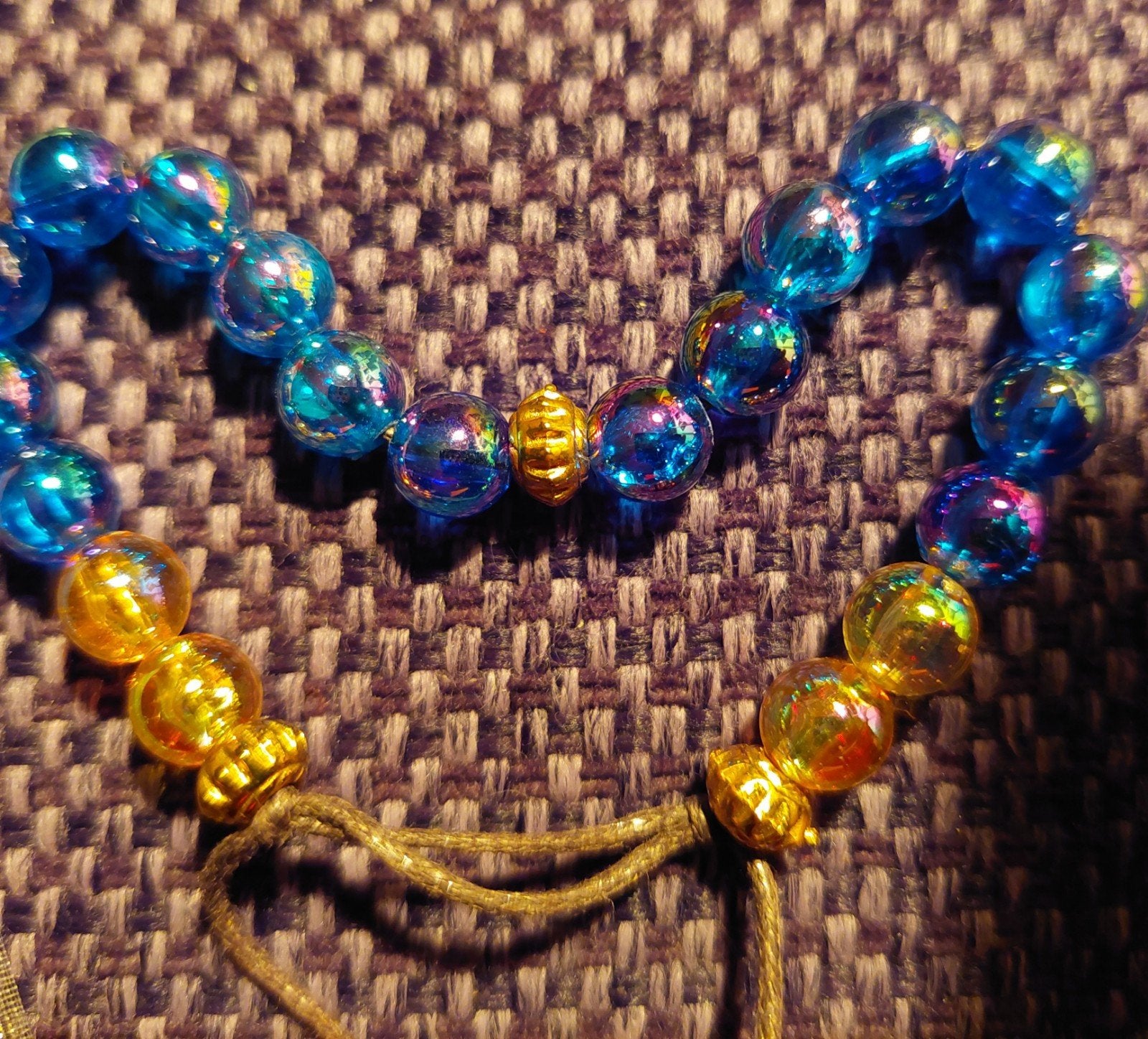 Armband in origineel zakje. Nieuw. Kadotip
Leuk kadootje bv, Ophalen of Verzenden, Nieuw