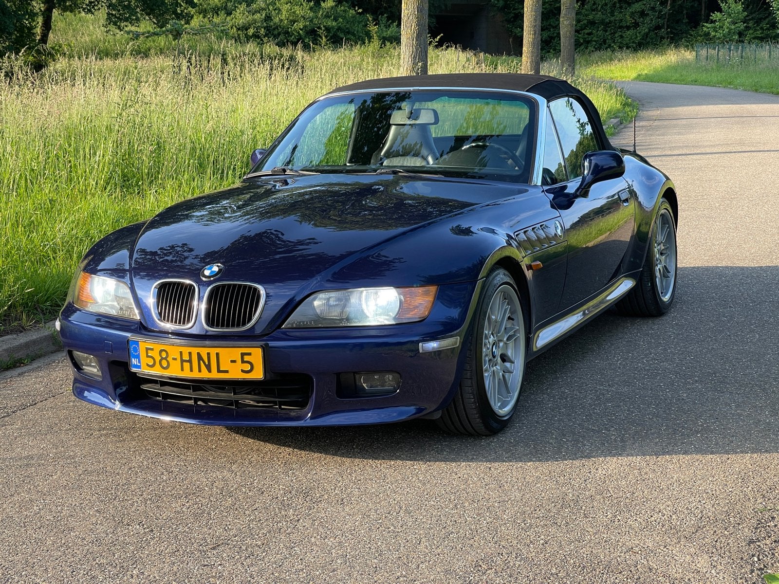 BMW Z3 2.8 Roadster Blauw Widebody, Achterwielaandrijving, Zwart, 192 pk, Cabriolet