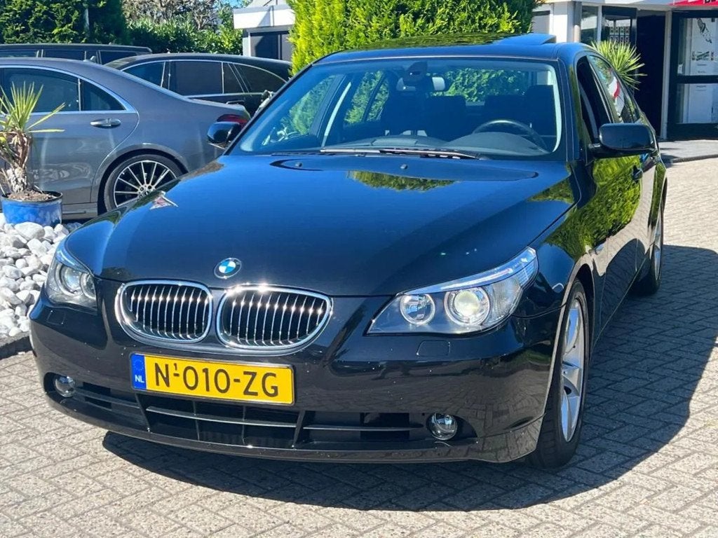 BMW 5 Serie 530I High Exe 2006 Schuifdak BTW Youngtimer TOPC, Auto's, Automaat, Gebruikt, Zwart, Bedrijf