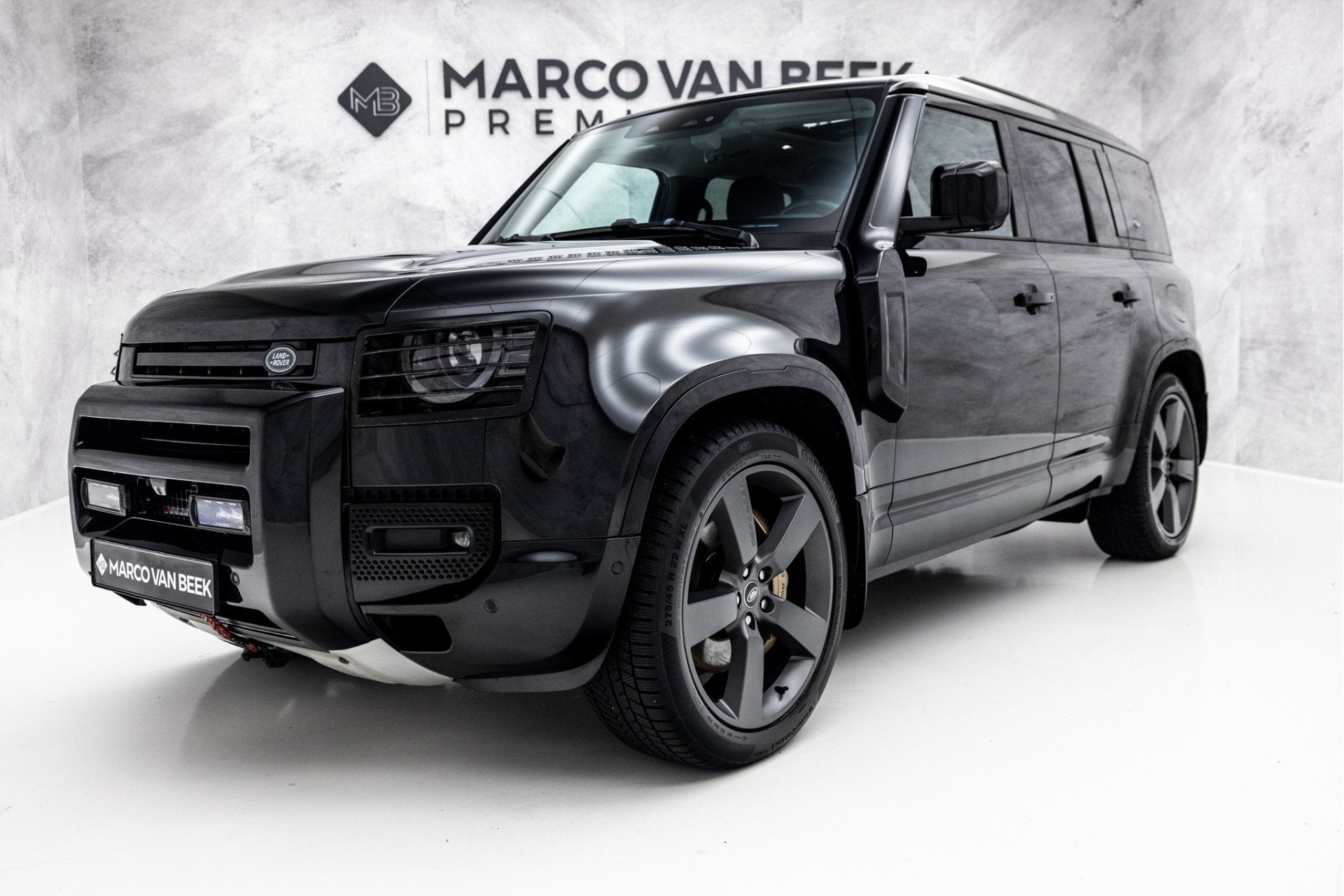 Land Rover Defender 110 2.0 P400e 110 XS Edition | Pano | 22, Automaat, 404 pk, Gebruikt, 4 cilinders