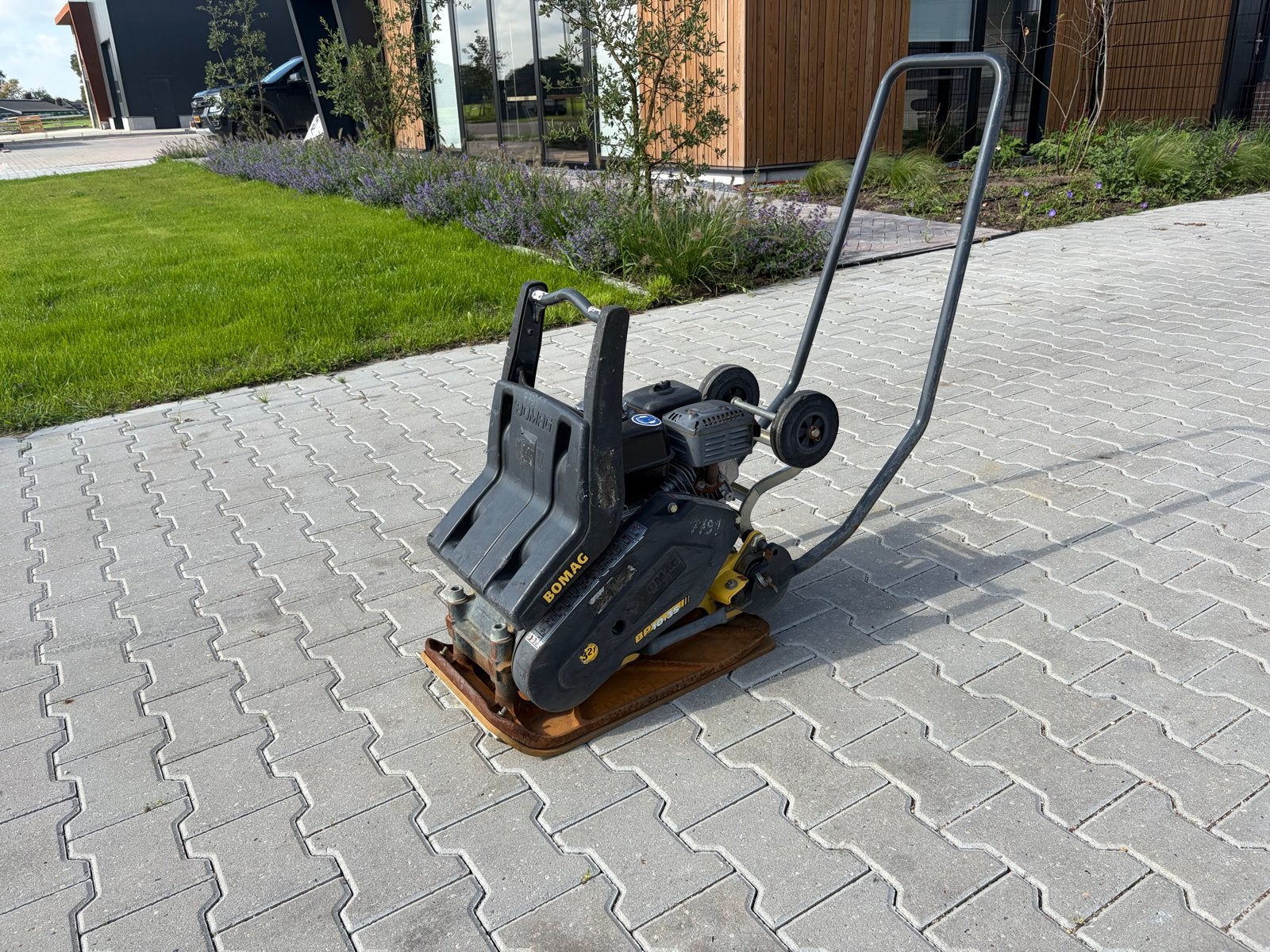 Bomag 1 tons trilplaat BP 10/35 - Goede staat, incl. BTW, Zakelijke goederen, Ophalen, Bomag, Bomag, Bomag
