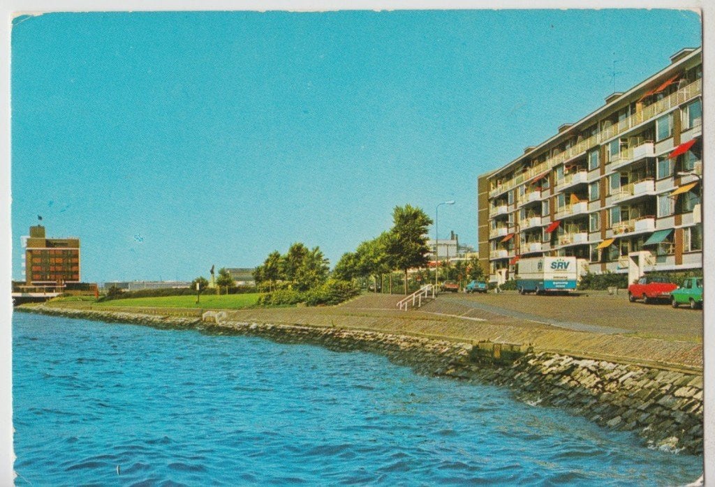 Vlaardingen Boulevard m. Delta Hotel Gelopen 1981 SRV Auto, Ophalen of Verzenden, 1980 tot heden, Gelopen, Zuid-Holland