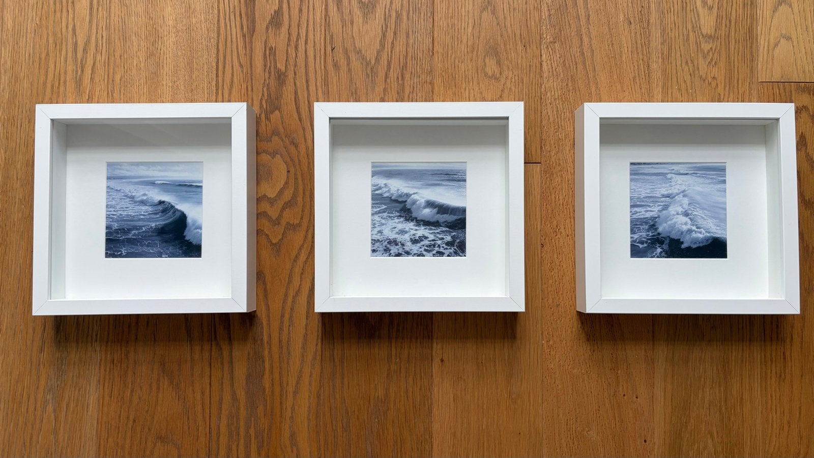 Set of 3 IKEA RIBBA foto frames with wave prints, Ophalen of Verzenden, Zo goed als nieuw, Fotolijst, Wit