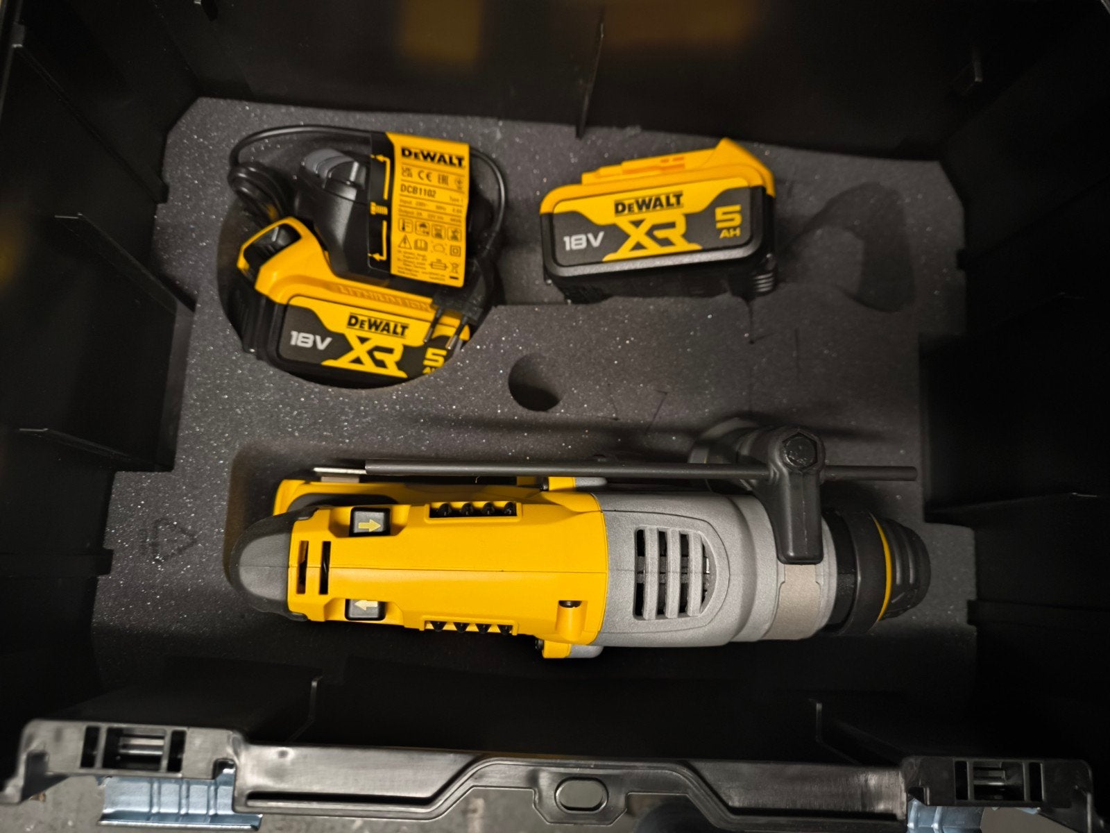DeWalt DCH273P2T SDS-plus combihamer - Nieuw in TSTAK, Ophalen, 600 watt of meer, Boor- en/of Breekhamer, Nieuw