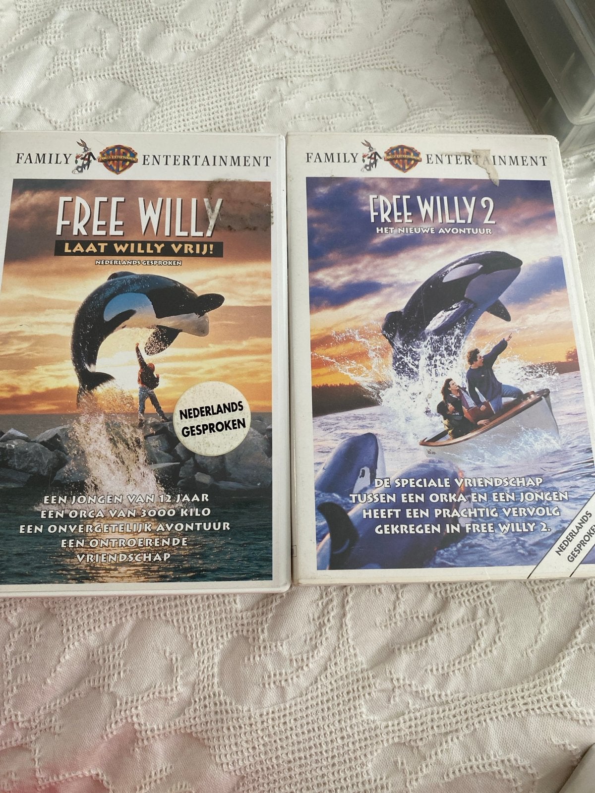 Free Willy 1 & 2 VHS - Nederlands Gesproken, Cd's en Dvd's, VHS | Film, Gebruikt, Kinderfilm, VHS, Nederlands ondertiteld, Alle leeftijden