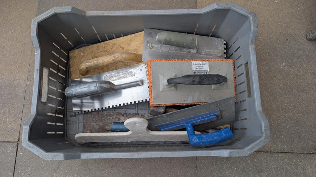 Krat gereedschap tegel , stukadoor, vloer, Doe-het-zelf en Verbouw, Tegels, Ophalen of Verzenden, Gebruikt