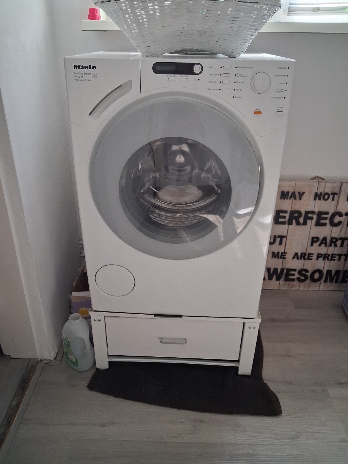 Miele wasmachine, goed werkend en netjes, Witgoed en Apparatuur, Wasmachines, Ophalen, Gebruikt, Wolwasprogramma, Voorlader