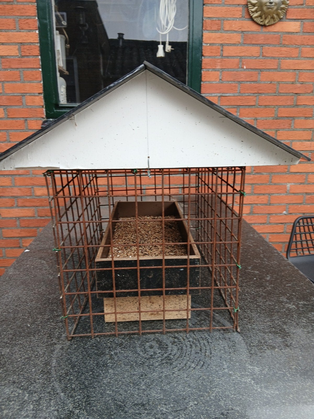 voederhuis voor kleine vogels met zadeldak., Dieren en Toebehoren, Ophalen, Nieuw