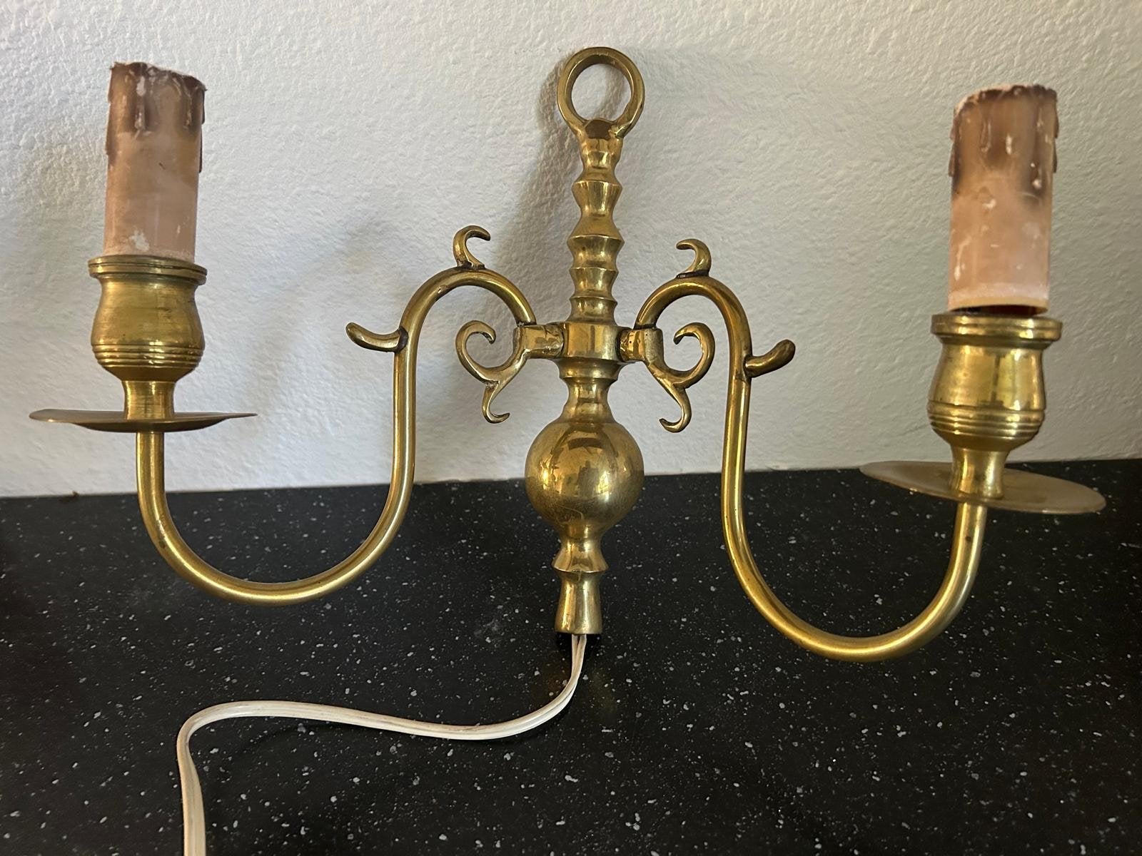 Messing wandlamp met 2 kaarsvormige lichtpunten, Huis en Inrichting, Overige merken, Gebruikt, E14 (klein), Ophalen of Verzenden