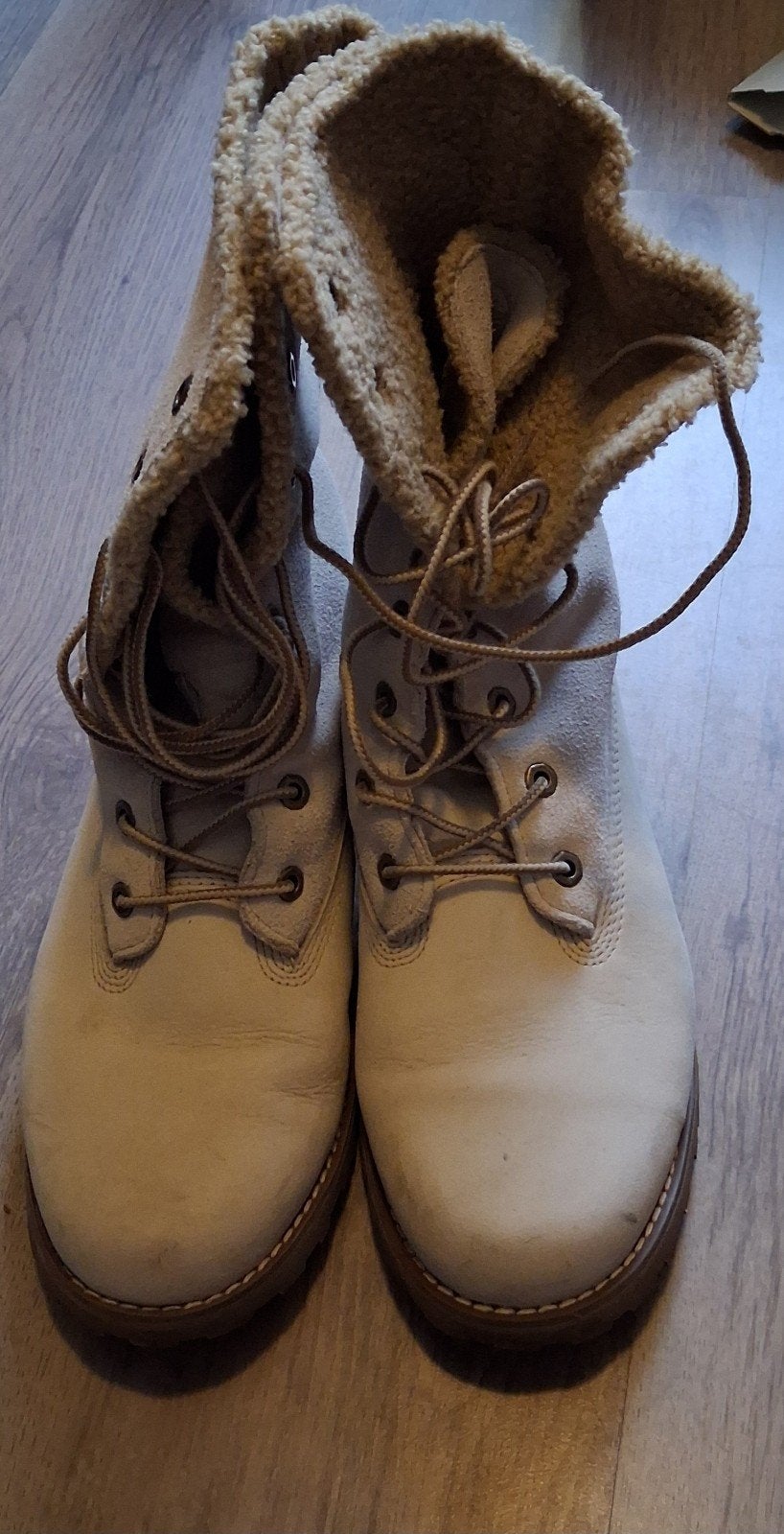 Timberland laarzen met teddy voering, Beige, Lage of Enkellaarzen, Ophalen of Verzenden, Timberland