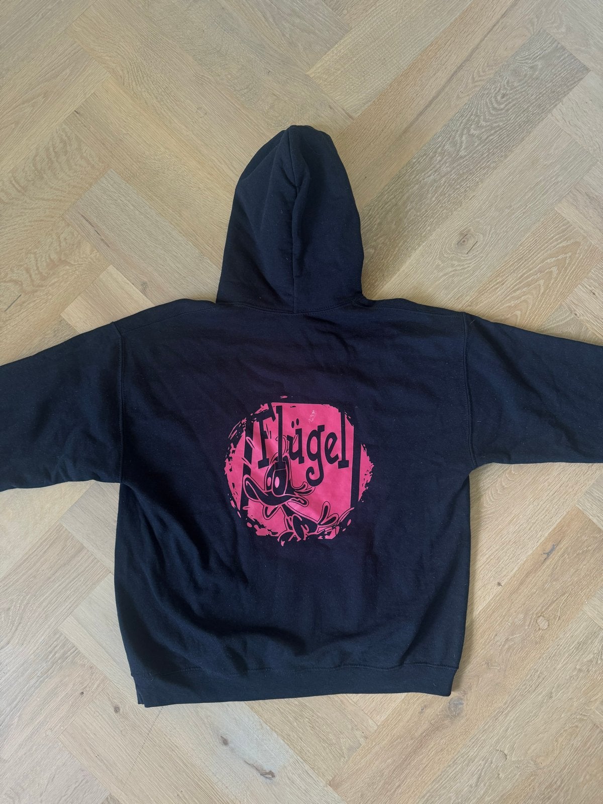 Flügel hoodie maat L, Ophalen of Verzenden, Zo goed als nieuw, Maat 52/54 (L), Zwart