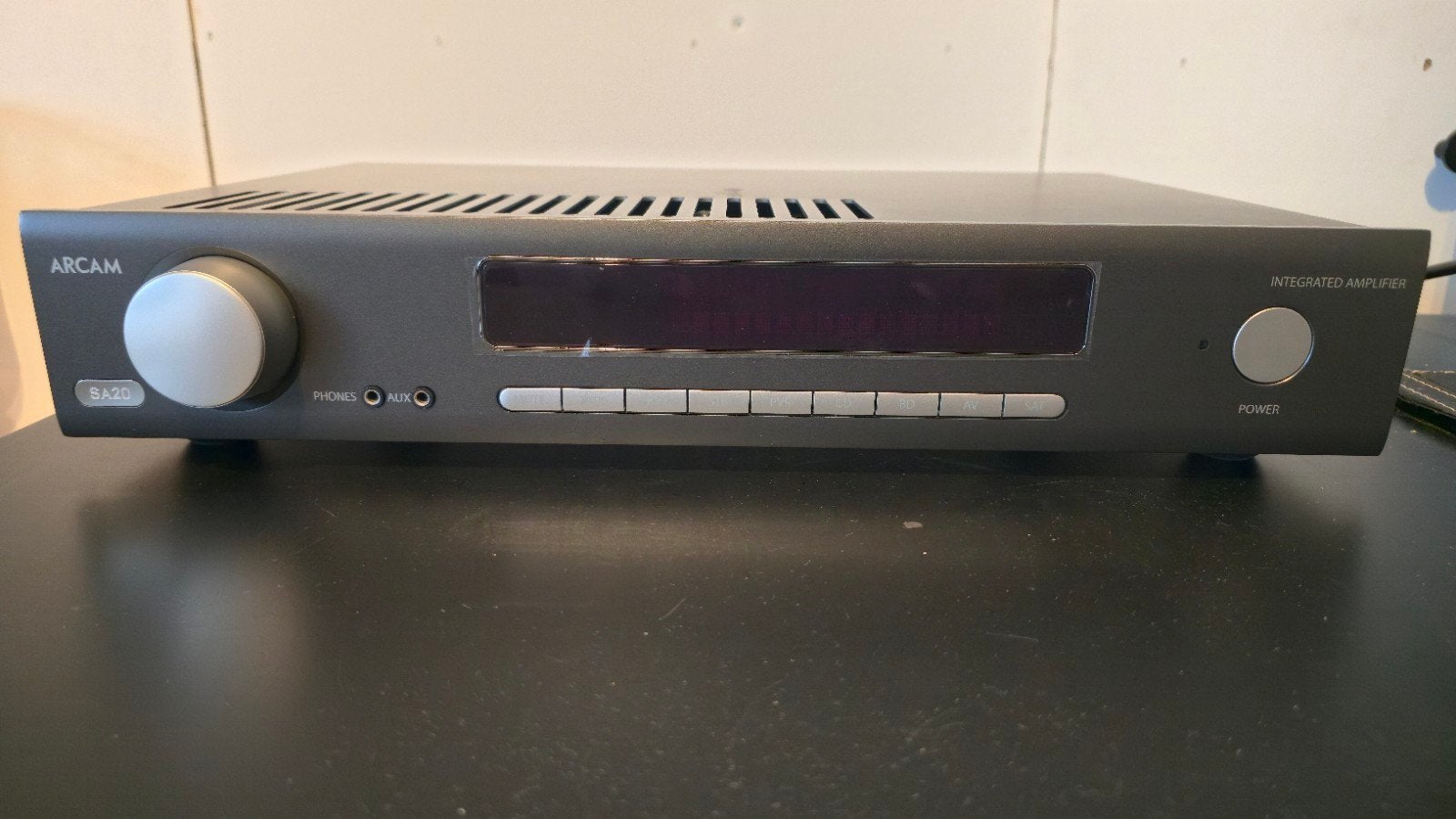 Arcam SA20 Geïntegreerde Versterker & CDS50 CD/Netwerkspeler, Audio, Tv en Foto, Zo goed als nieuw, 60 tot 120 watt, Stereo, Ophalen