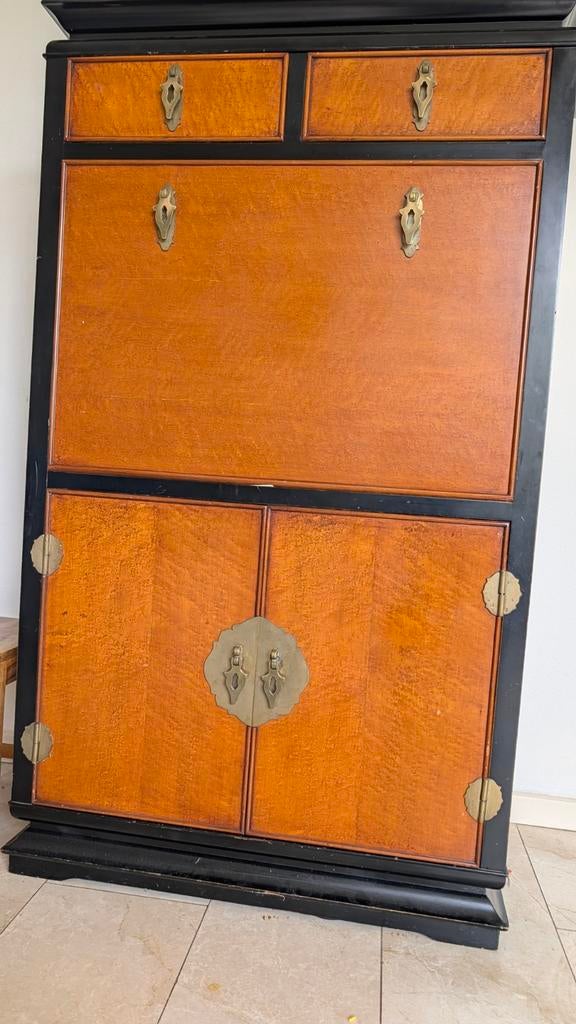 Kast, Verzenden