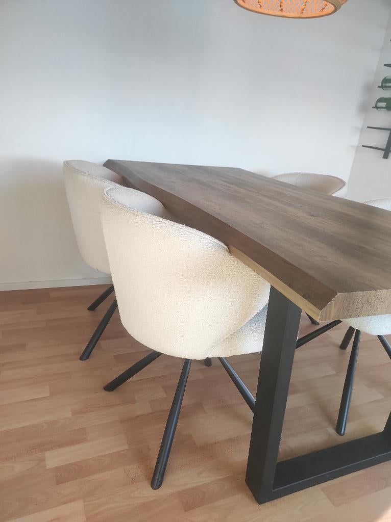4 witte draaistoelen, Ophalen, Gebruikt, Wit, Modern