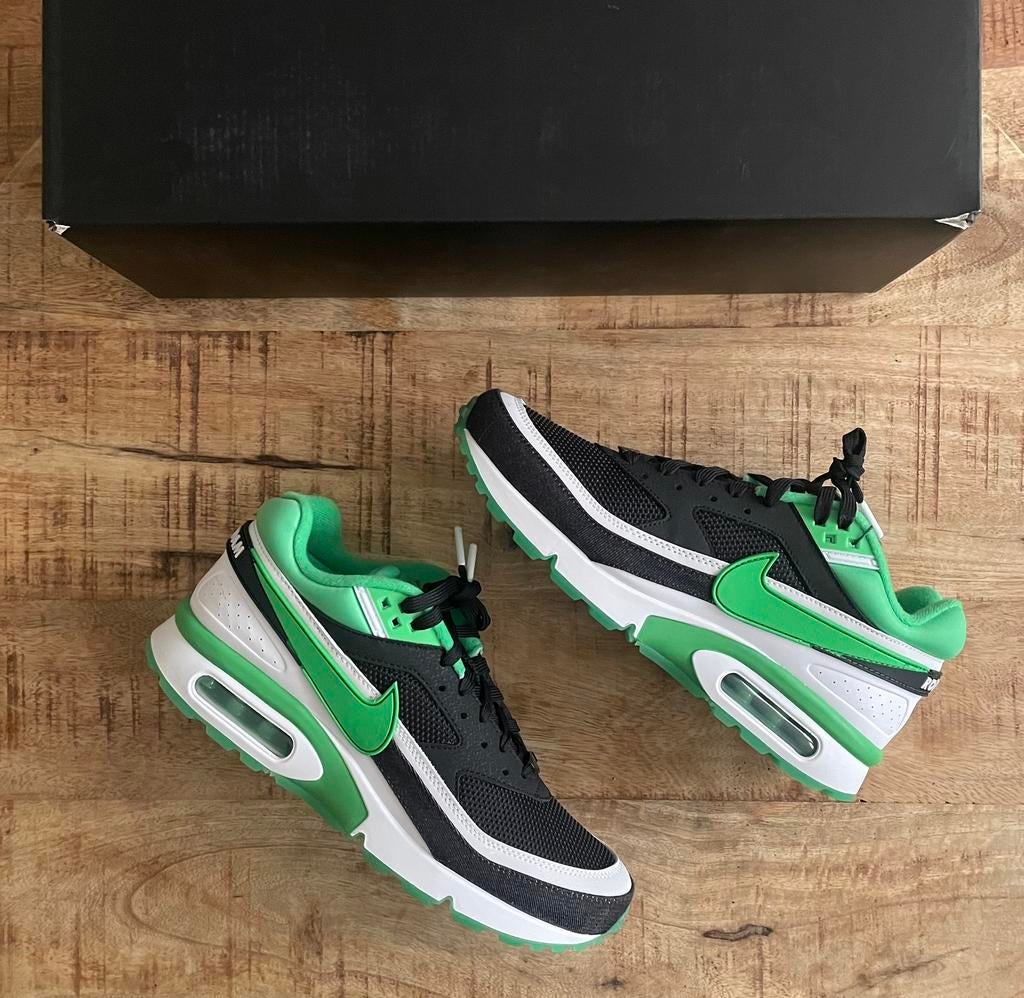 Nike Air Max BW QS City Pack Rotterdam maat 45 US11, Kleding | Heren, Ophalen of Verzenden, Nieuw, Overige kleuren