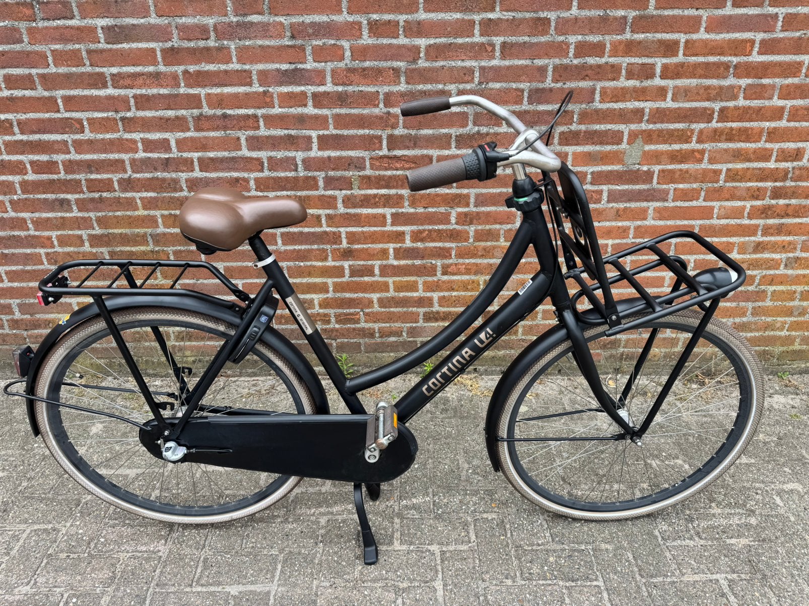 Cortina u4 transporter fiets 28 inch 57’ matt black, Versnellingen, 56 cm of meer, Zo goed als nieuw, Ophalen