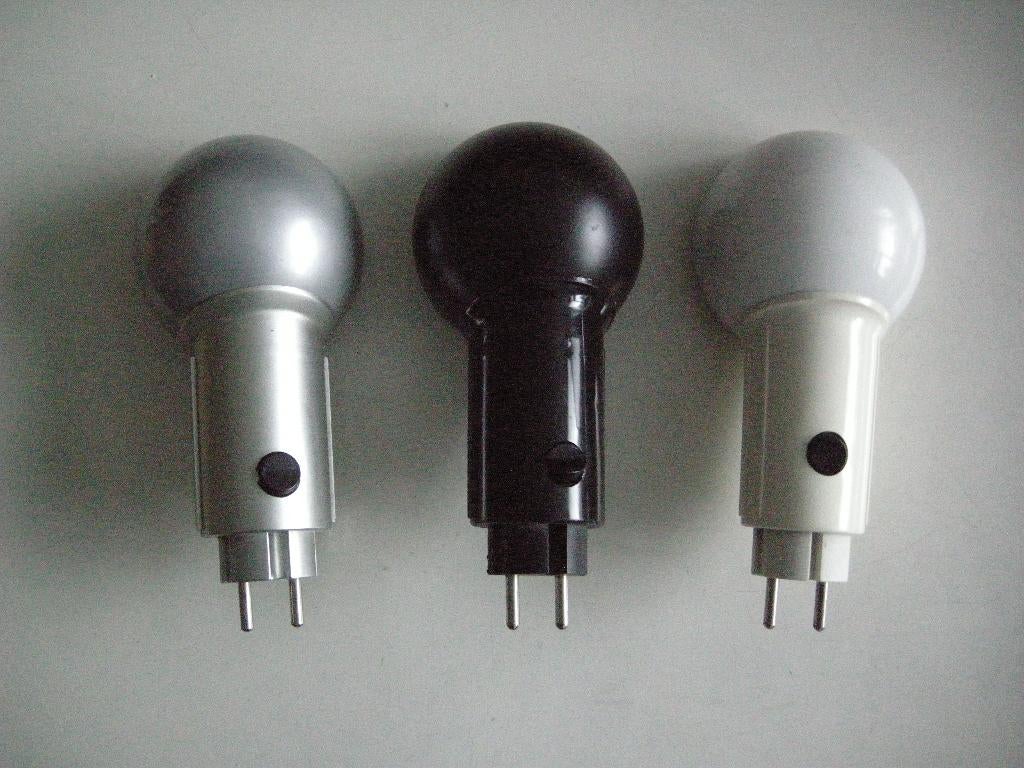 Spot stekkerlamp stopcontactlamp (2X) - zgan, Ophalen, Zo goed als nieuw, Kunststof, Vintage retro