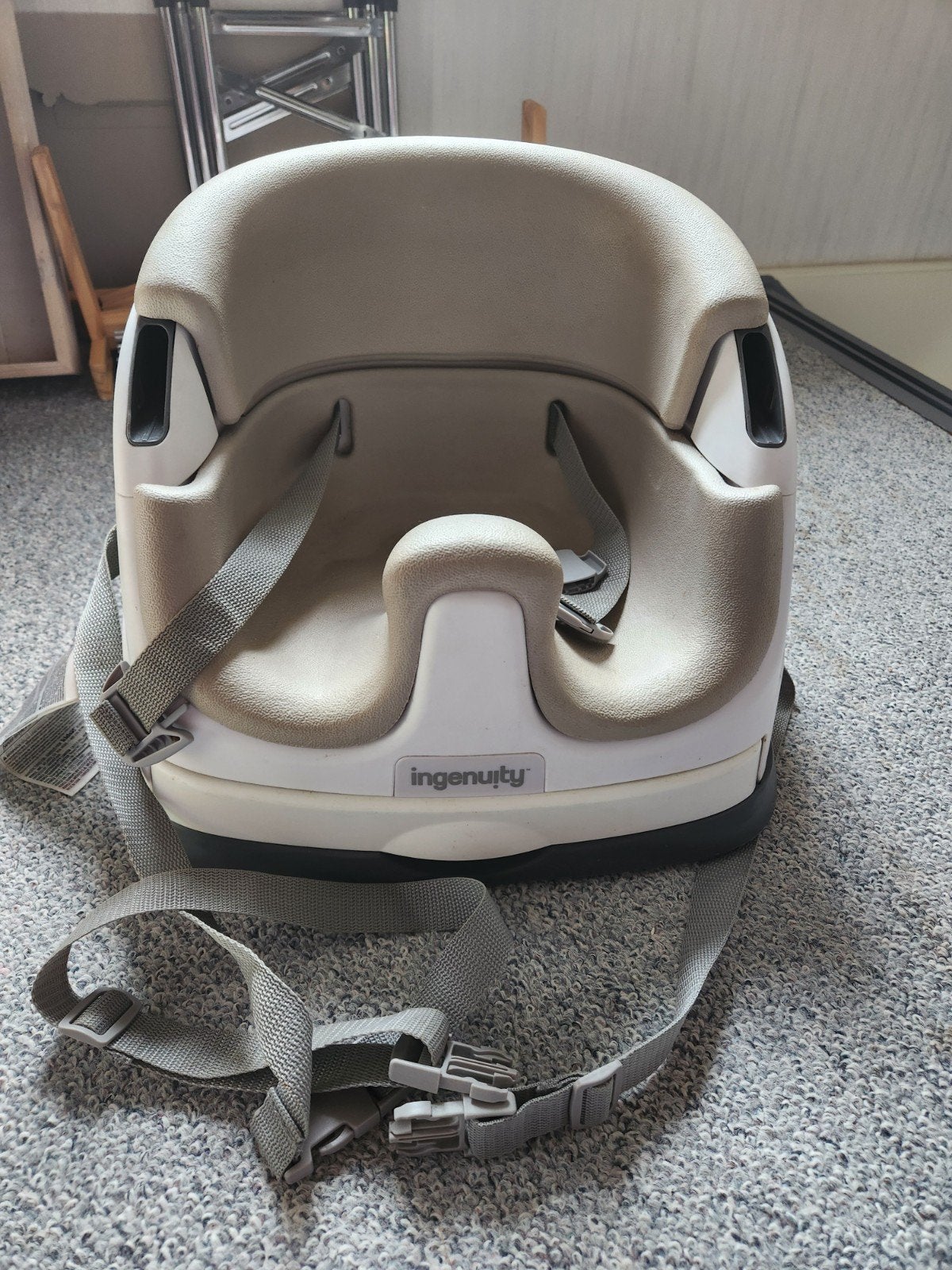 Ingenuity Baby Base 2-in-1 Zitje - Grijs, Ophalen of Verzenden, Gebruikt, Overige typen, Aanschuifbaar