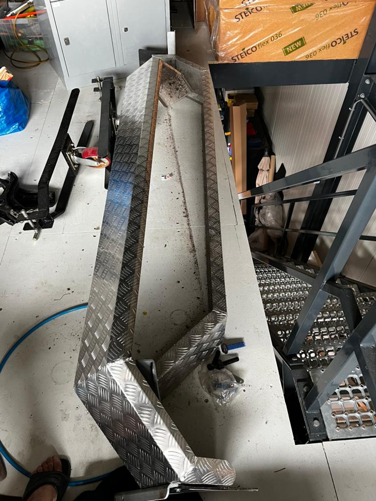 Kar trailer spatborden 220 cm lang nieuw, Ophalen of Verzenden, Zo goed als nieuw