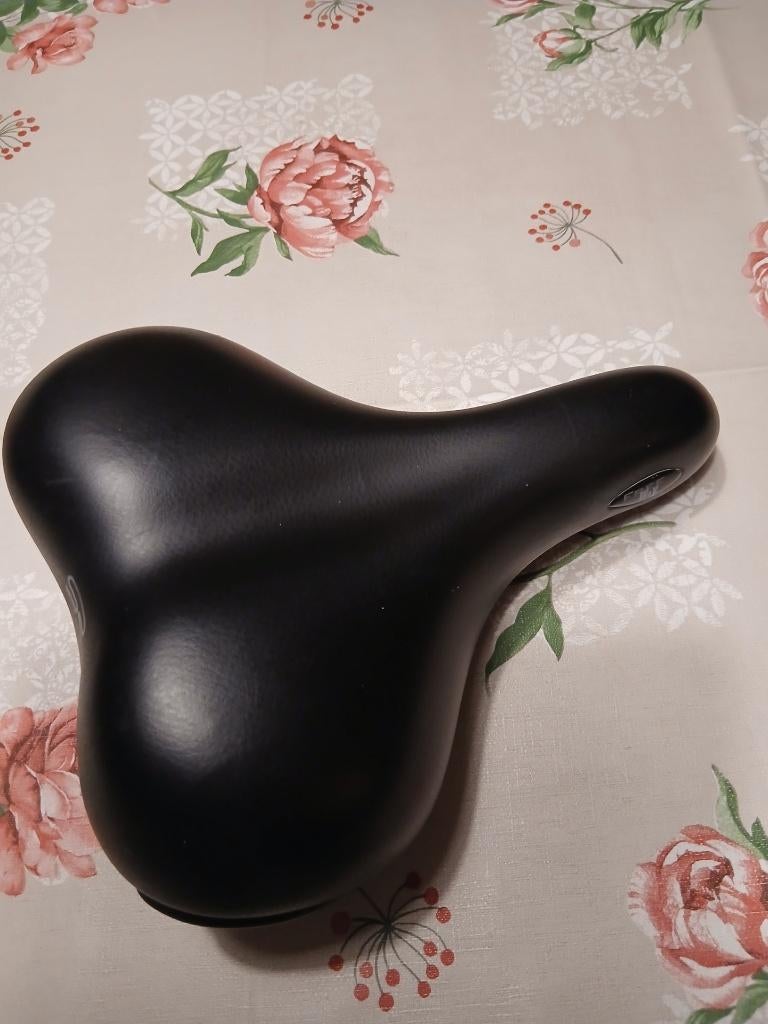 zgan selle royal fietszadel (men), Leer, Elektrische fiets, Ophalen of Verzenden, Zo goed als nieuw