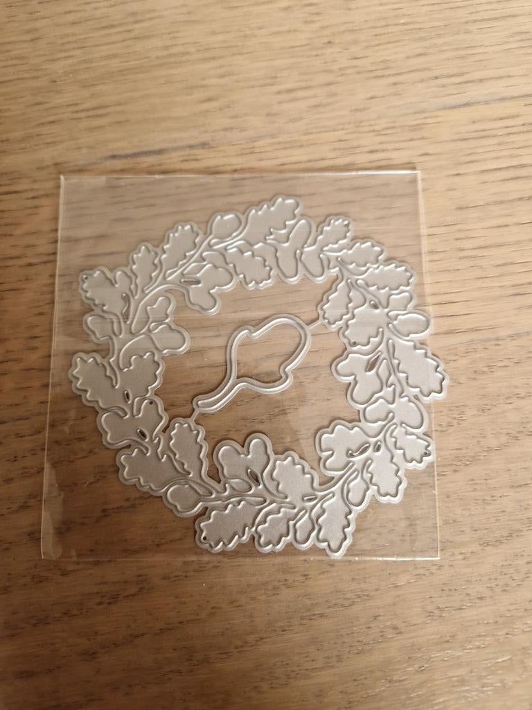 Snijmal Ronde Krans met Eikenbladeren - Nieuw, Ophalen of Verzenden, Nieuw