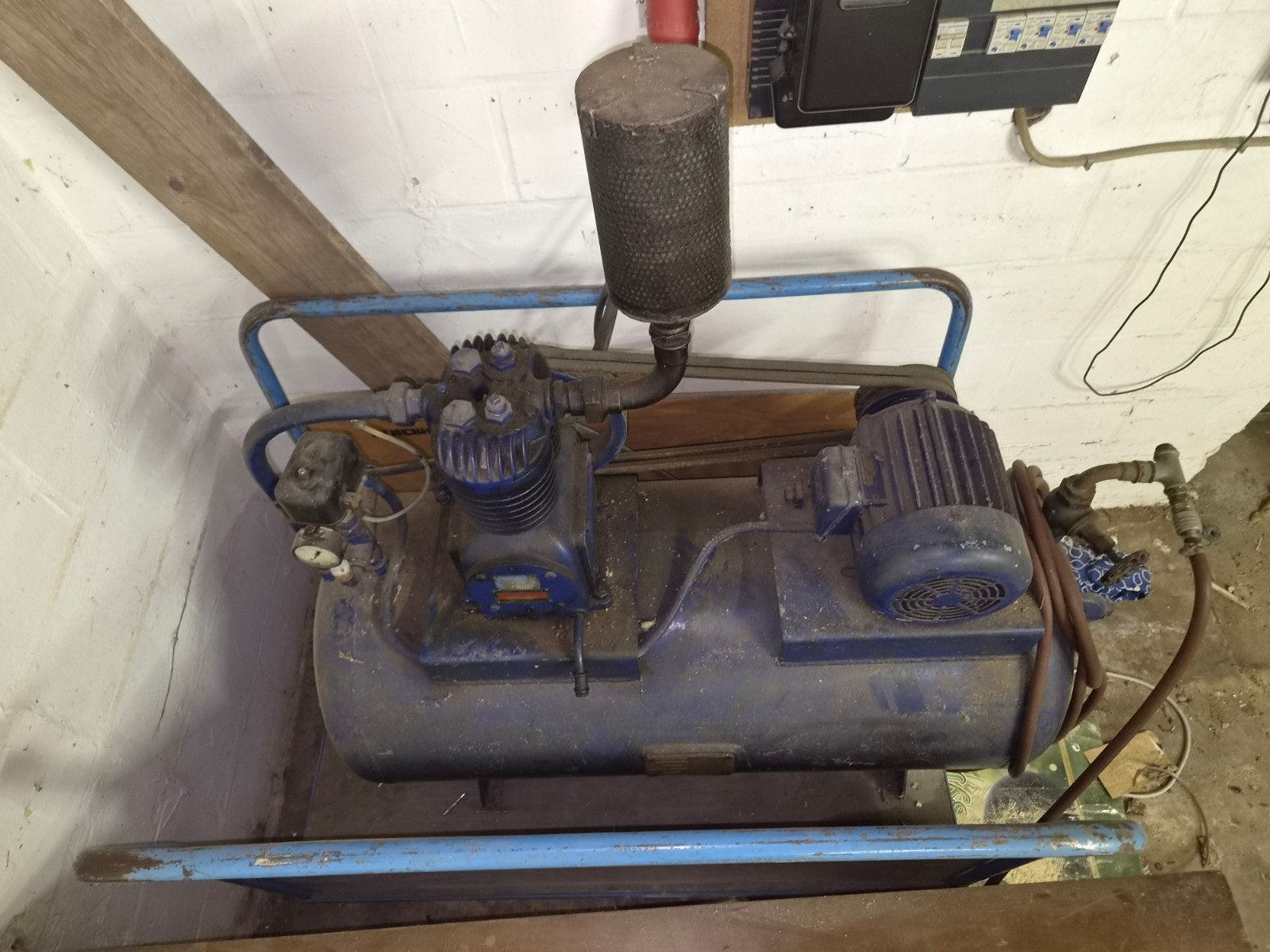 Gebruikte compressor met Shell Talpa Oil 20, Ophalen, Gebruikt