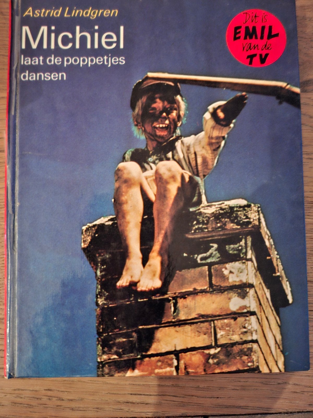 Michiel laat de poppetjes dansen - Astrid Lindgren, Ophalen of Verzenden