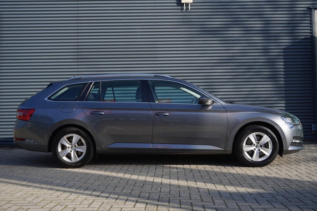Skoda Superb Combi 1.5 TSI 150pk ACT Business Edition | Trek, 12 maanden, 4 cilinders, Origineel Nederlands, 1600 kg