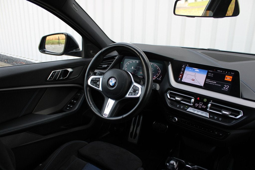 BMW 1-serie 118i High Executive M-sport | Incl. 12 maanden g, Auto's, BMW, 12 maanden, 136 pk, Gebruikt, Alcantara