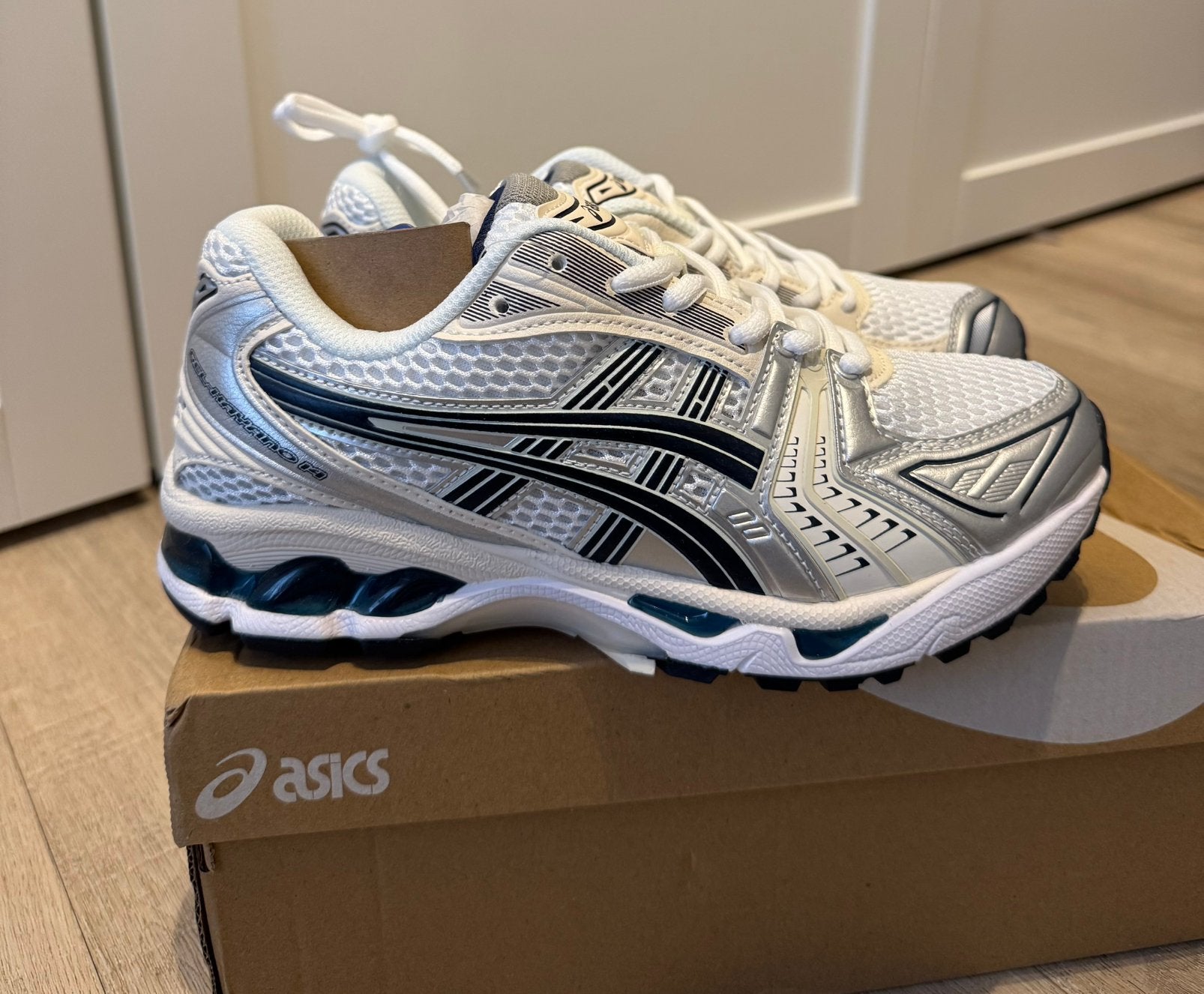Asics gel kayano 14, Verzenden, Wit, Nieuw, Sneakers of Gympen