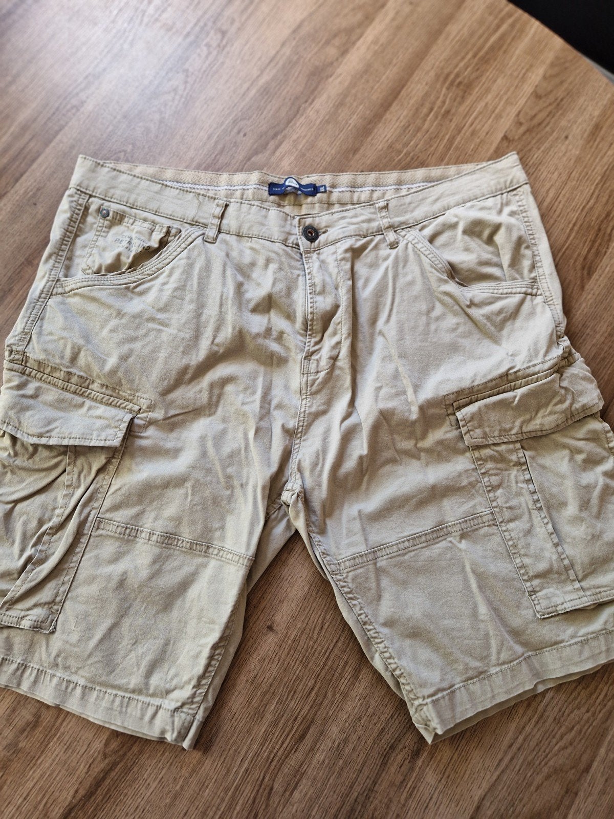 Beige cargo shorts voor heren, Onbekend, Maat 48/50 (M), Beige, Ophalen of Verzenden
