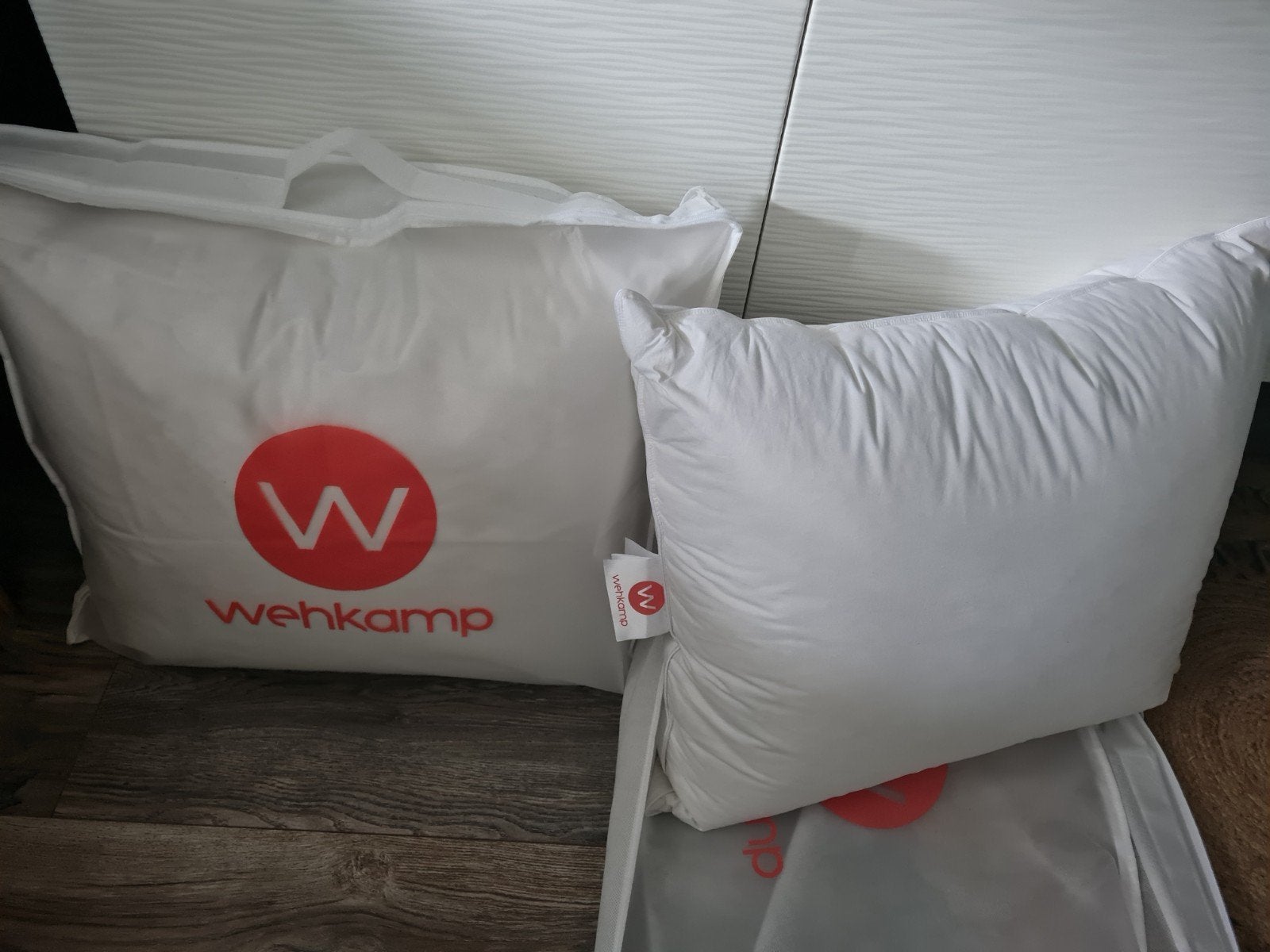 2x Wehkamp Home kussens 60x70 - Nieuwstaat, Ophalen, Zo goed als nieuw, Eenpersoons, Kussen