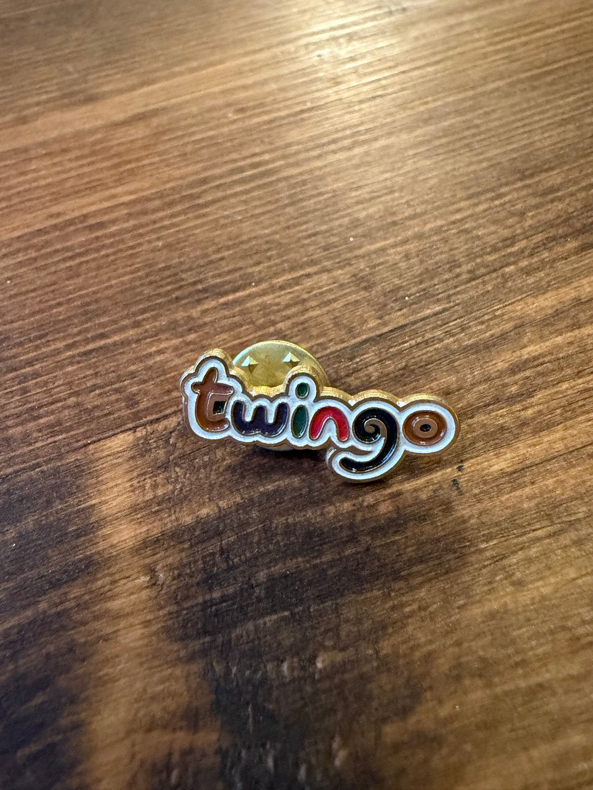 Vintage Twingo Speldje - Renault Auto Pin, Ophalen of Verzenden, Zo goed als nieuw, Transport, Speldje of Pin