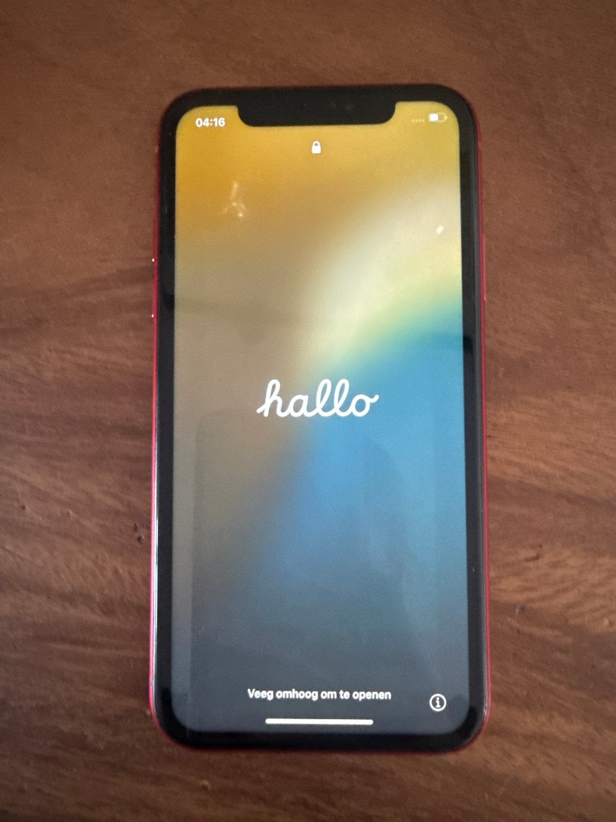 iPhone XR Rood - Goede staat met hoesjes, Telecommunicatie, 80 %, Gebruikt, IPhone XR, Ophalen of Verzenden