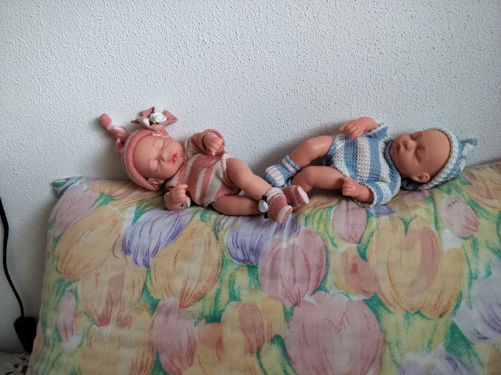 siliconen/vinyl babys 20 cm in hangmat met veel kleding sets, Verzenden, Nieuw, Babypop, Levensecht of Reborn