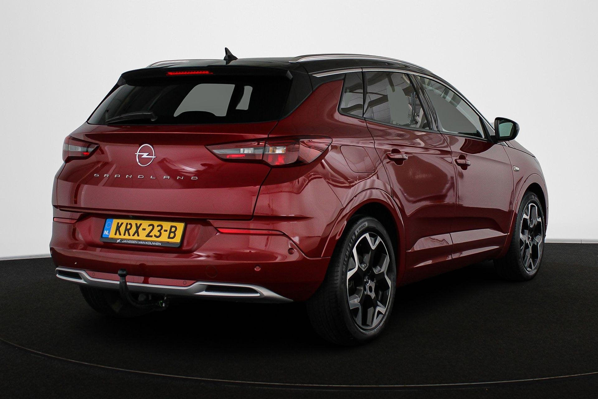 Opel Grandland 1.6 Turbo Plug-In Hybrid Ultimate Trekhaak Le, Auto's, Opel, 4 cilinders, Bedrijf, Vierwielaandrijving, Hybride Elektrisch/Benzine