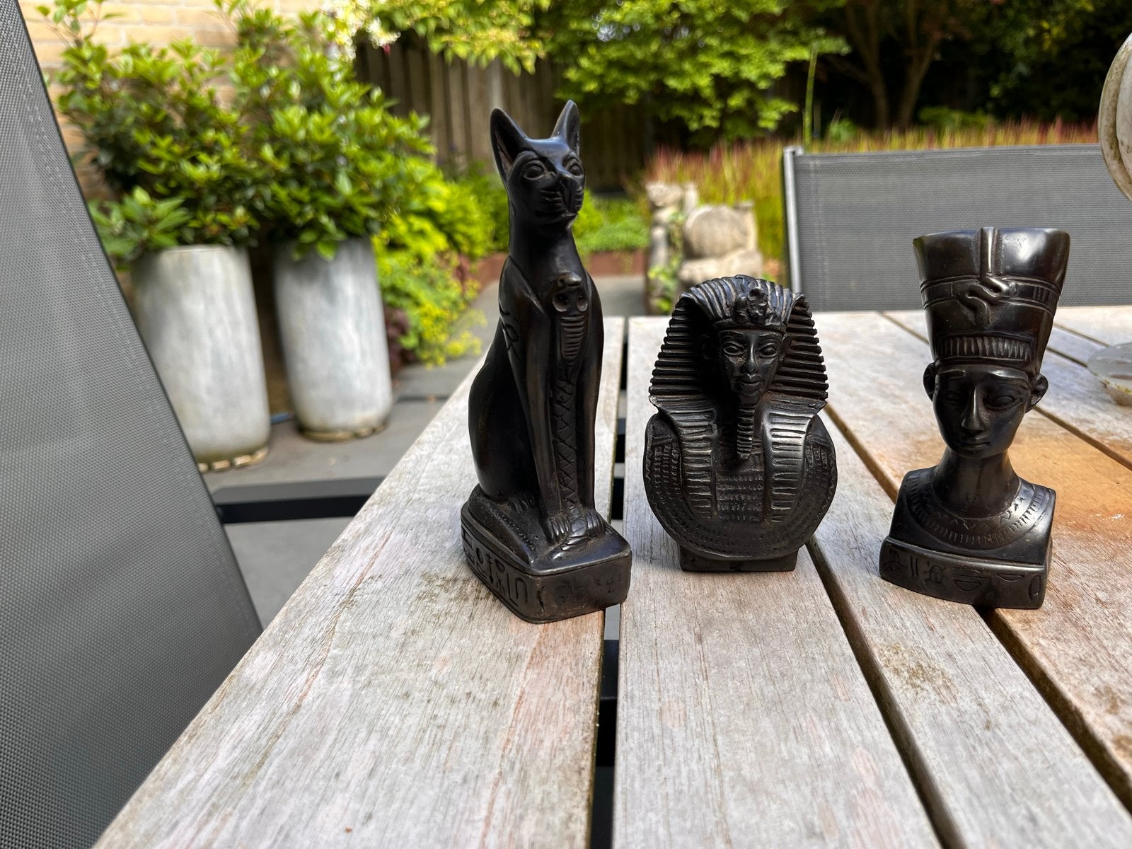 Egyptische beeldjes: Kat, Sfinx en Nefertiti, Ophalen, Zo goed als nieuw