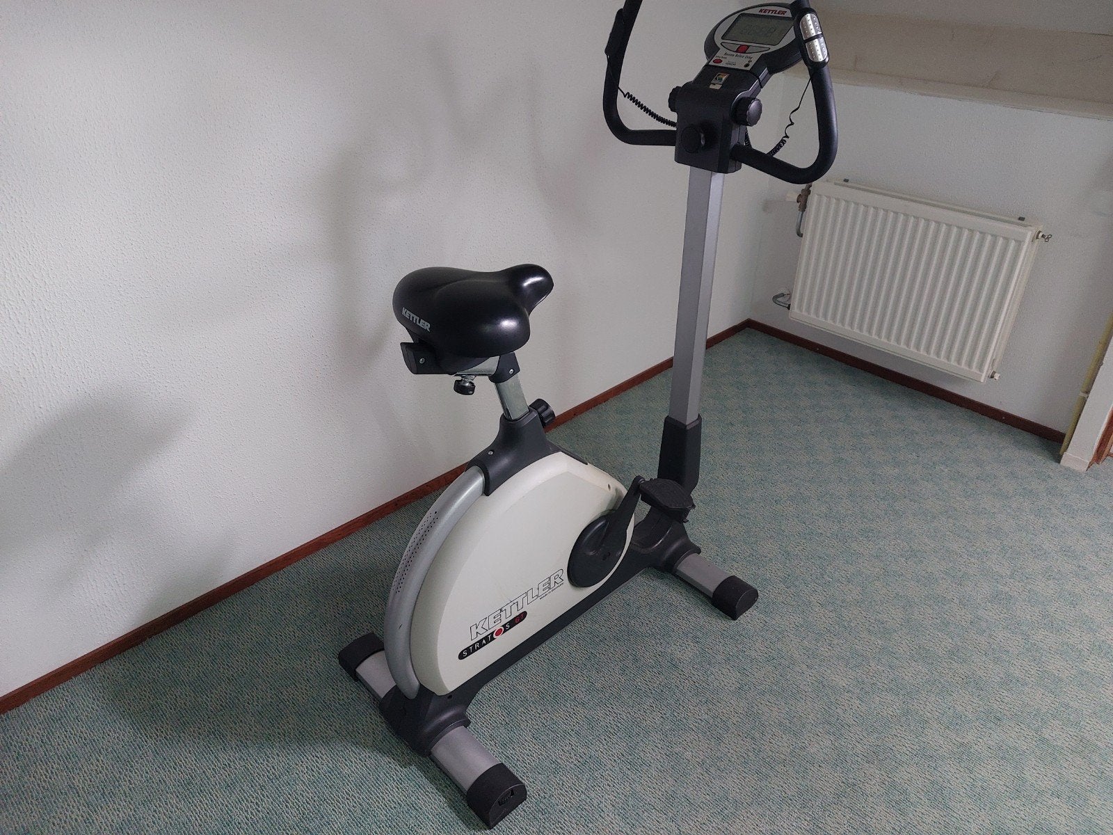 Kettler Hometrainer met Afstand, Snelheid en Hartslagmeter, Ophalen, Gebruikt, Metaal, Benen