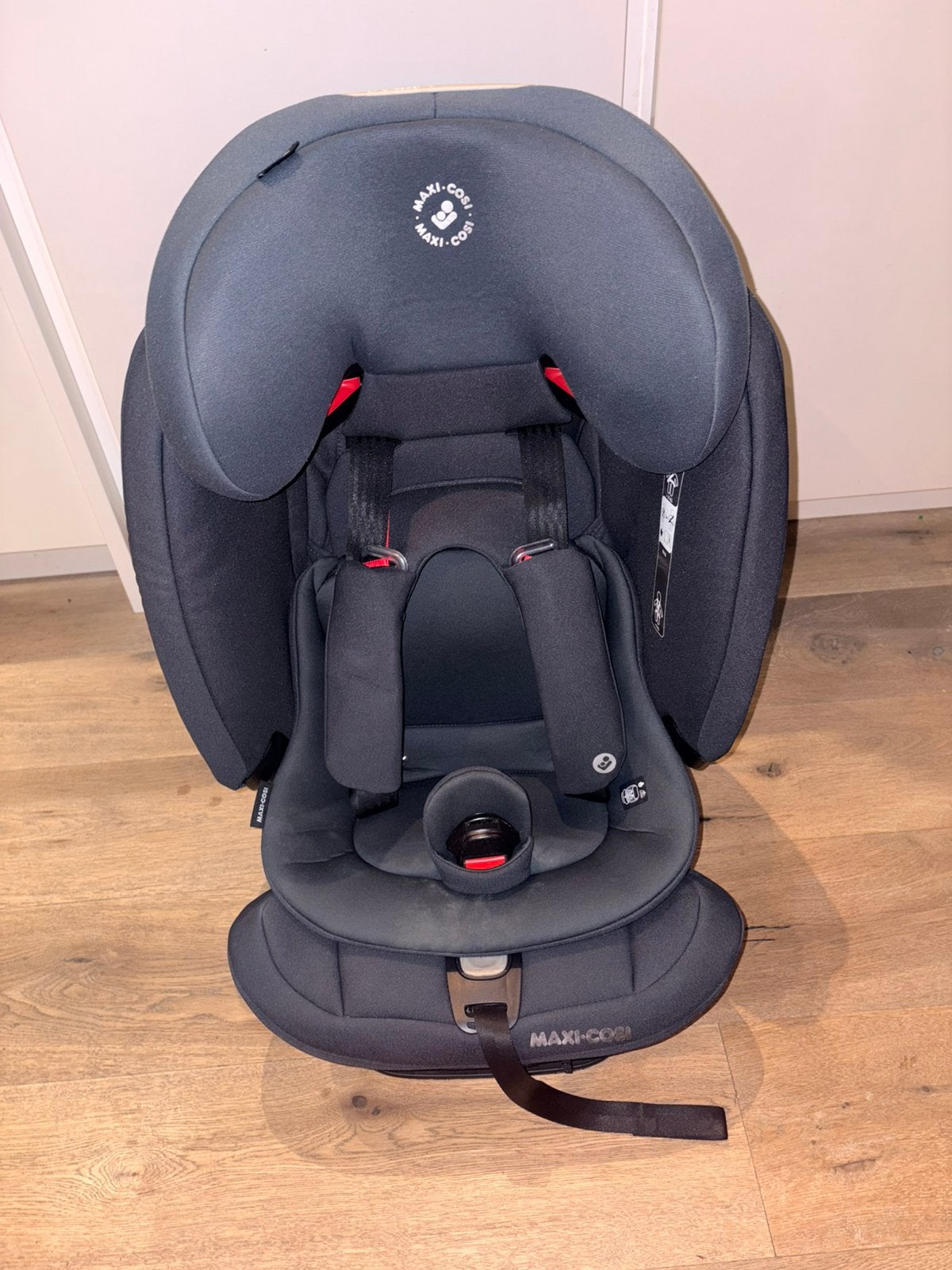 Maxi cosi Titan Pro autostoel 9maanden tot 12 jaar, Kinderen en Baby's, Ophalen, 15 t/m 36 kg, Zijbescherming, Zo goed als nieuw