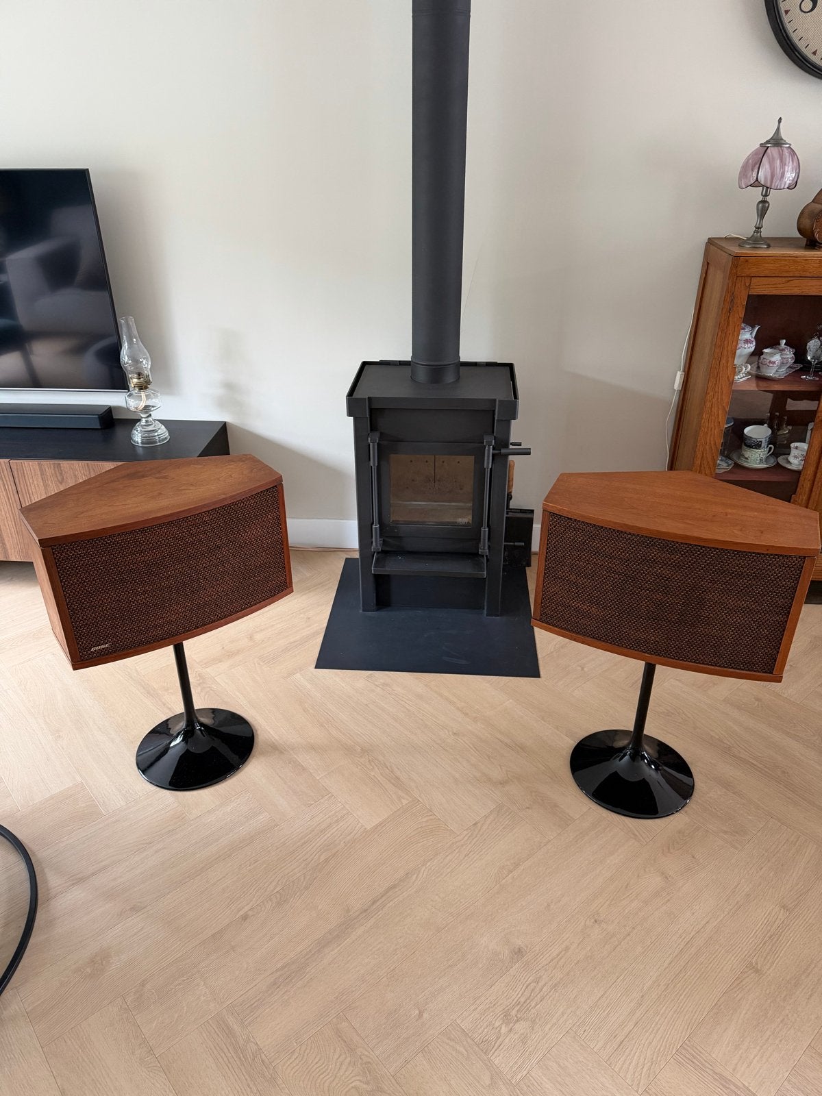 Bose 901 Series luidsprekers, Stereo speakers, Inclusief standaarden, Ophalen of Verzenden, Zo goed als nieuw
