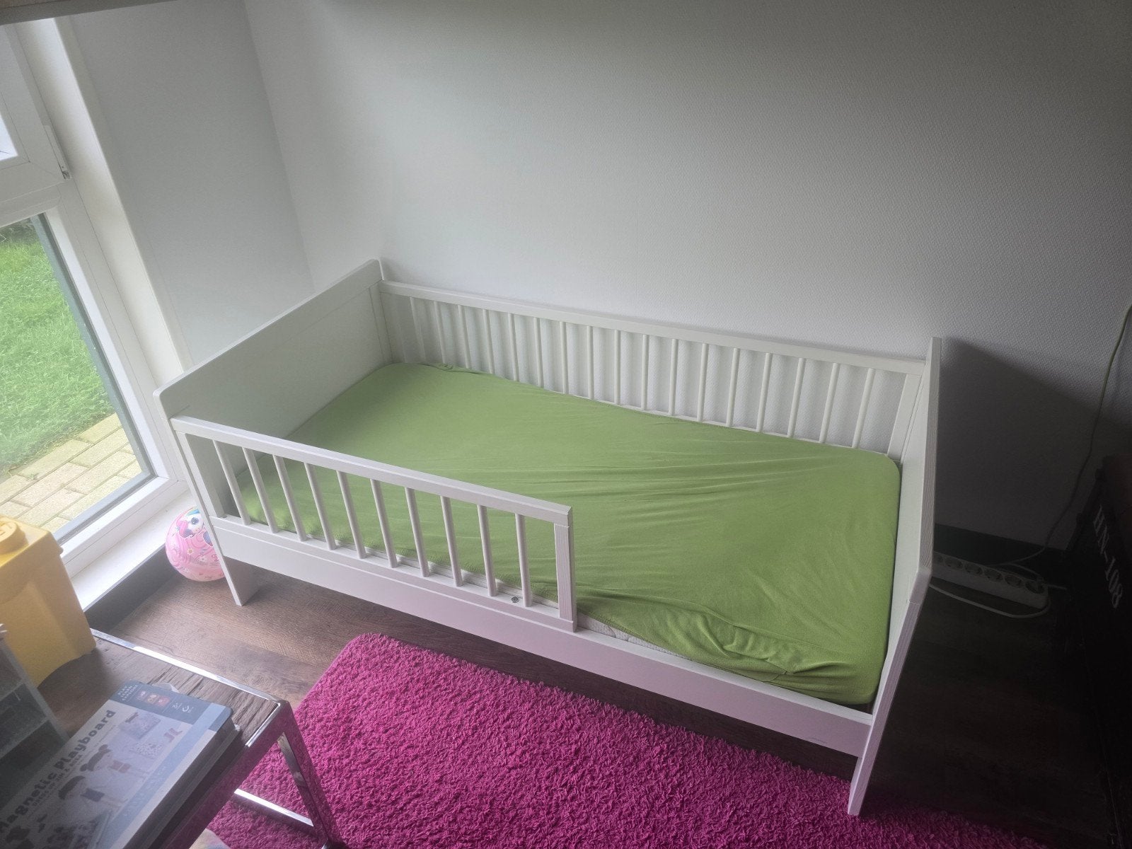 Wit peuterbed met lattenbodem, Ophalen, Gebruikt, 70 tot 85 cm, 140 tot 160 cm