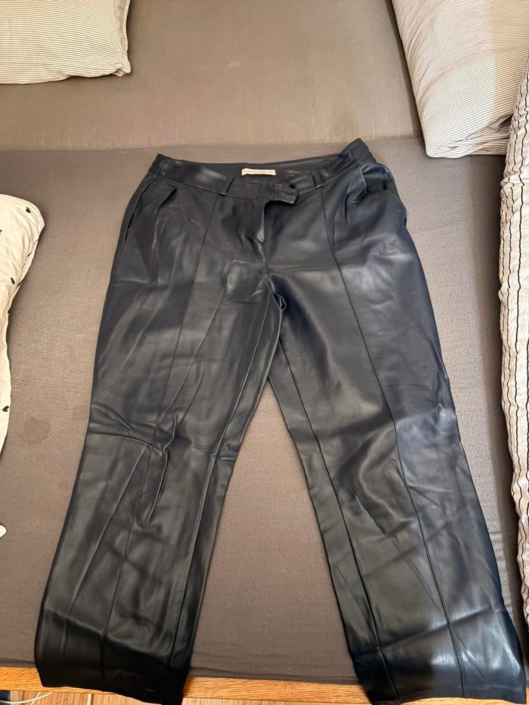 Studio Anneloes blauwe faux leren broek maat L, Kleding | Dames, Blauw, Maat 42/44 (L), Ophalen of Verzenden, Zo goed als nieuw