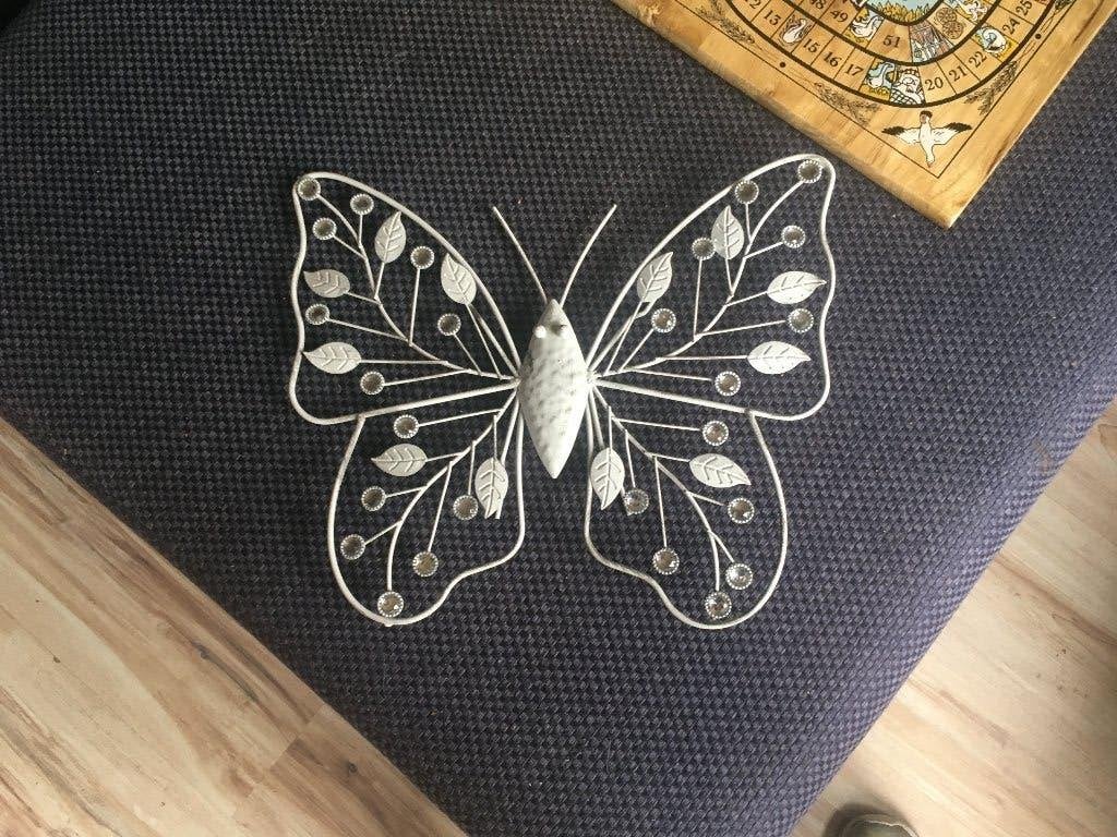 gesmeedijzerde vlinder met 26 witte glitter steentjes, Overige typen, Dieren, Nieuw, Wit