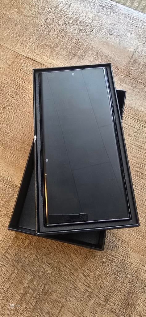Samsung Galaxy S22 Ultra 256GB, 12GB RAM - Zo goed als nieuw, Telecommunicatie, Mobiele telefoons | Samsung, Ophalen, Zwart, Zo goed als nieuw